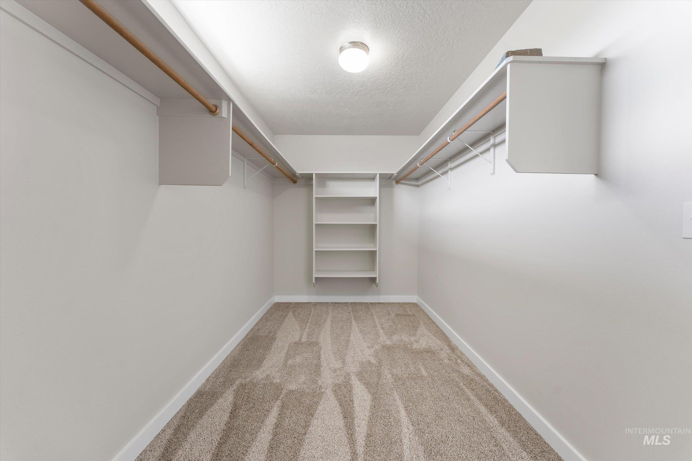 2150 W Grassy Creek Dr, Nampa, Idaho 83686, 5 Bedrooms, 2.5 Bathrooms, Residential For Sale, Price $500,000, 98981242