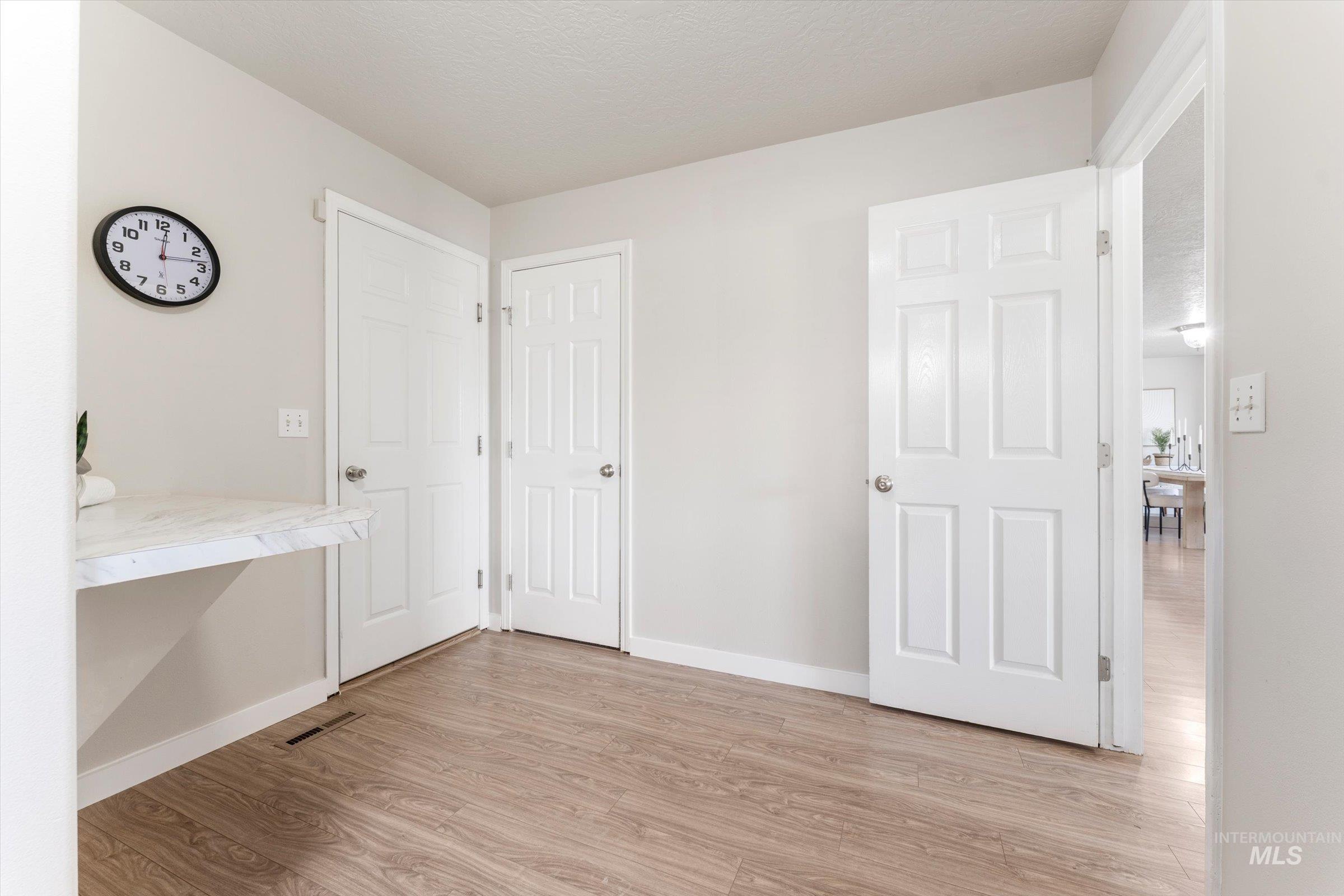 2150 W Grassy Creek Dr, Nampa, Idaho 83686, 5 Bedrooms, 2.5 Bathrooms, Residential For Sale, Price $500,000, 98981242