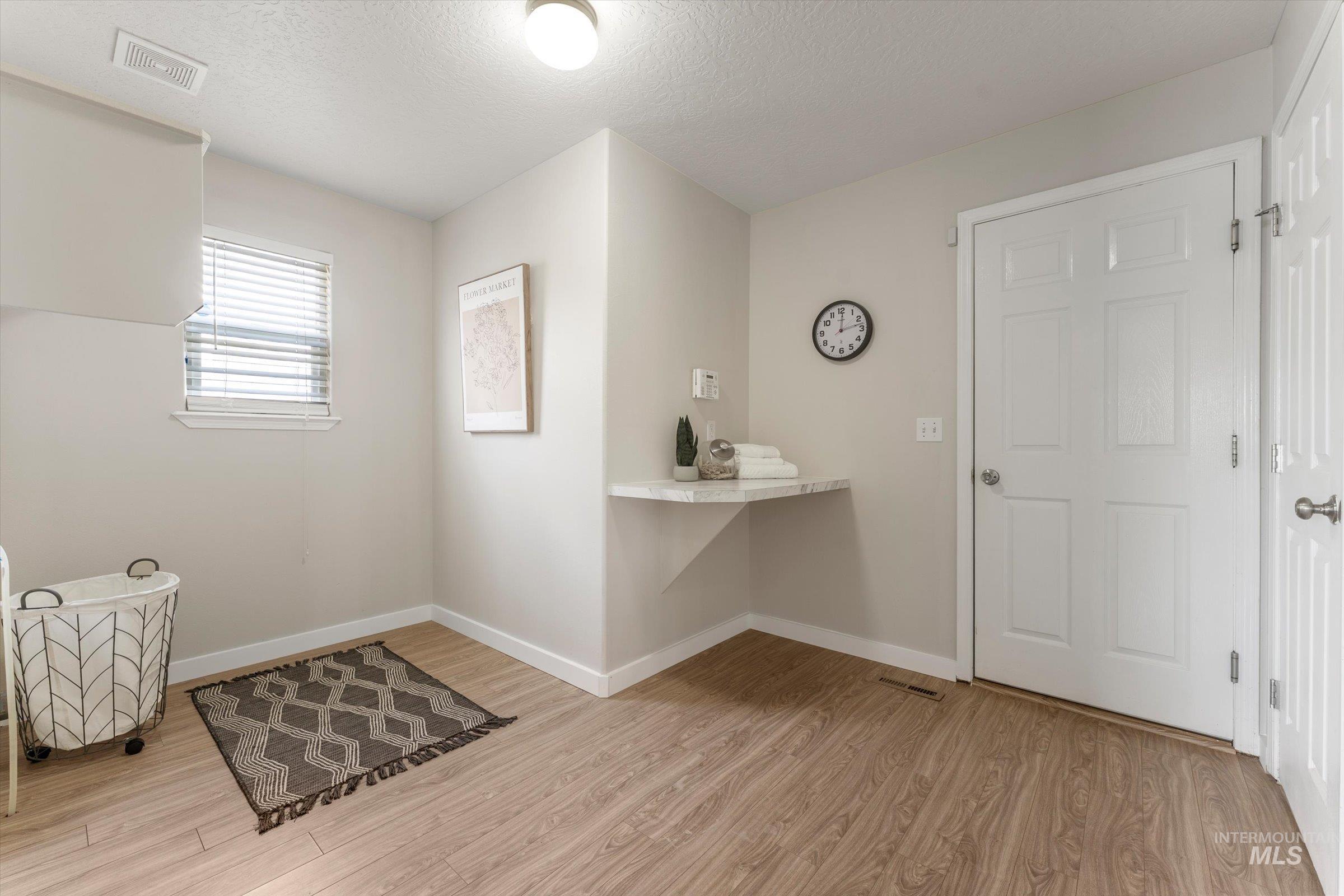 2150 W Grassy Creek Dr, Nampa, Idaho 83686, 5 Bedrooms, 2.5 Bathrooms, Residential For Sale, Price $500,000, 98981242