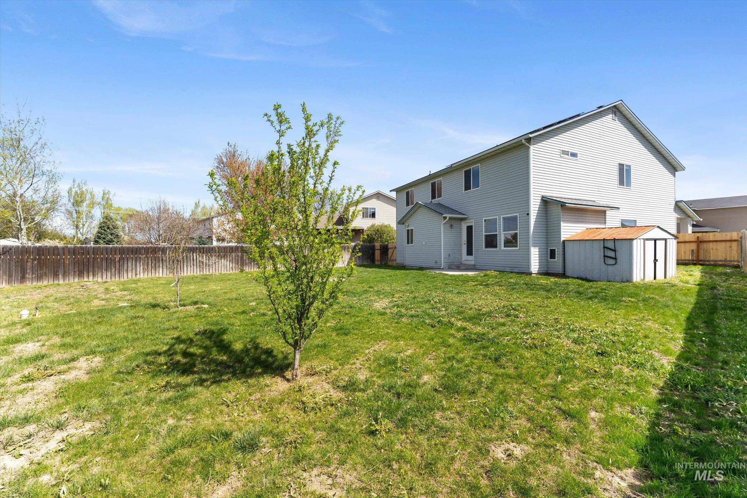 2150 W Grassy Creek Dr, Nampa, Idaho 83686, 5 Bedrooms, 2.5 Bathrooms, Residential For Sale, Price $479,000, 98981242