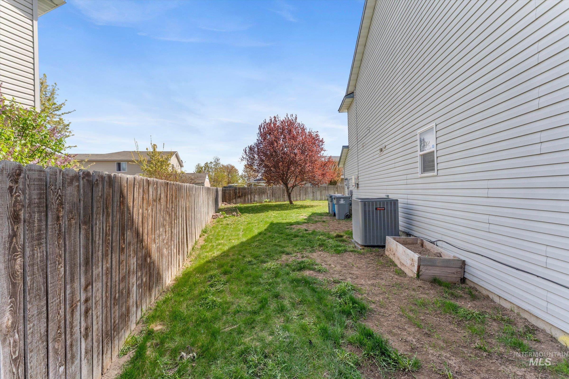 2150 W Grassy Creek Dr, Nampa, Idaho 83686, 5 Bedrooms, 2.5 Bathrooms, Residential For Sale, Price $500,000, 98981242