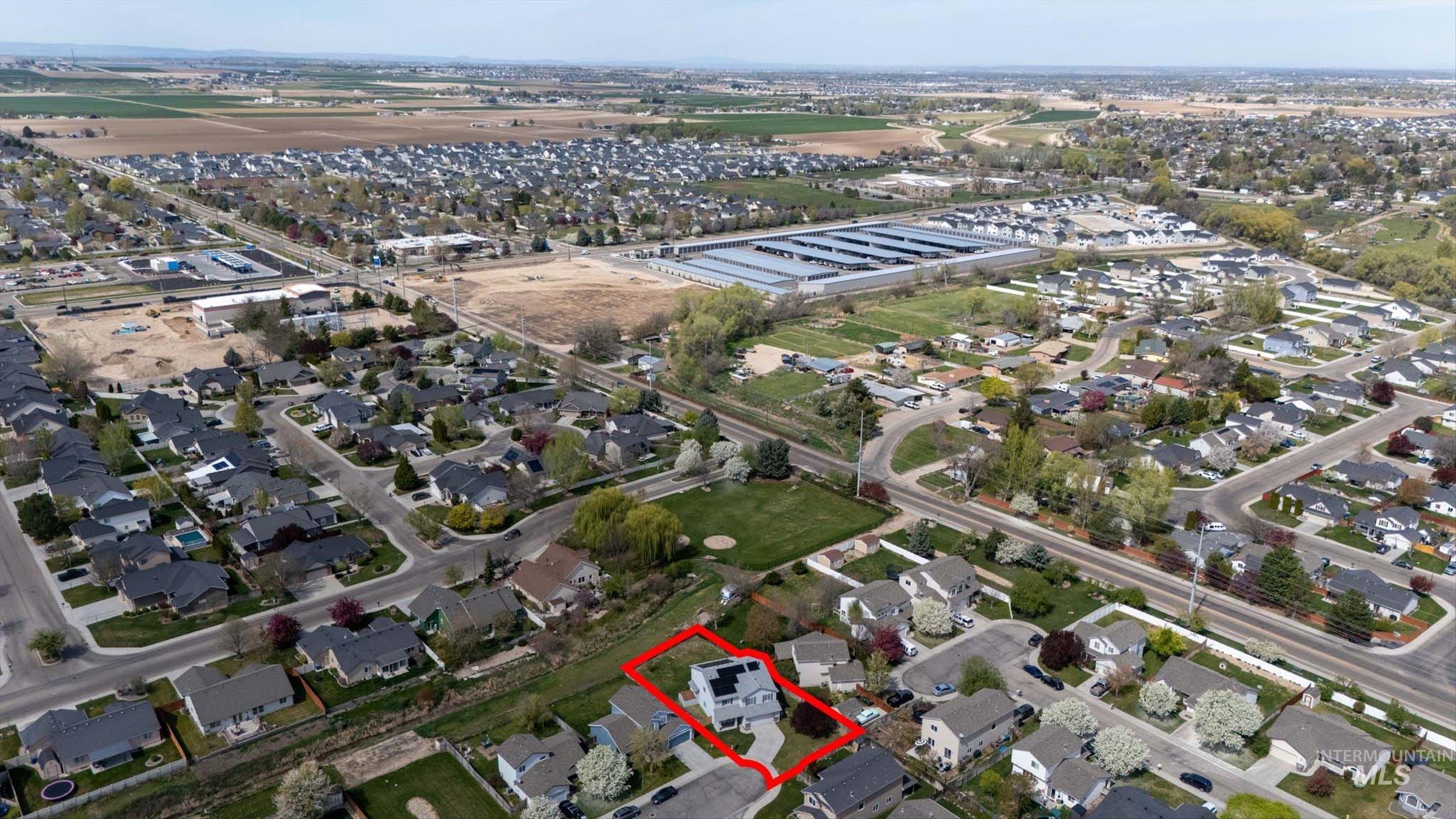 2150 W Grassy Creek Dr, Nampa, Idaho 83686, 5 Bedrooms, 2.5 Bathrooms, Residential For Sale, Price $479,000, 98981242