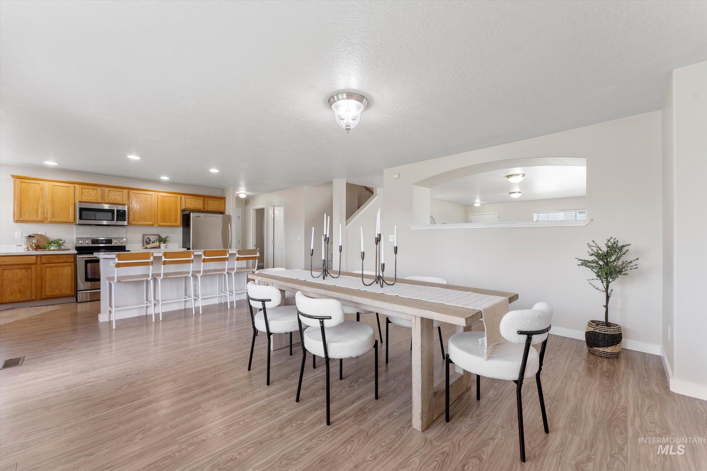 2150 W Grassy Creek Dr, Nampa, Idaho 83686, 5 Bedrooms, 2.5 Bathrooms, Residential For Sale, Price $500,000, 98981242