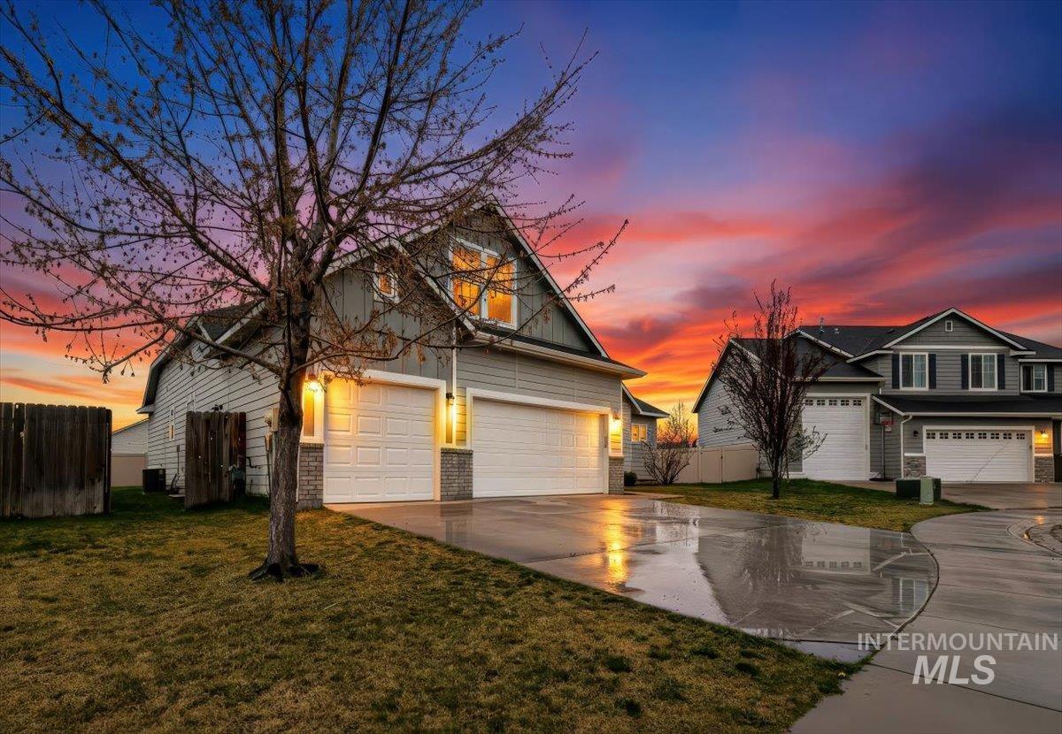 583 W Allspice St, Kuna, Idaho 83634, 4 Bedrooms, 2 Bathrooms, Residential For Sale, Price $529,999, 98981243