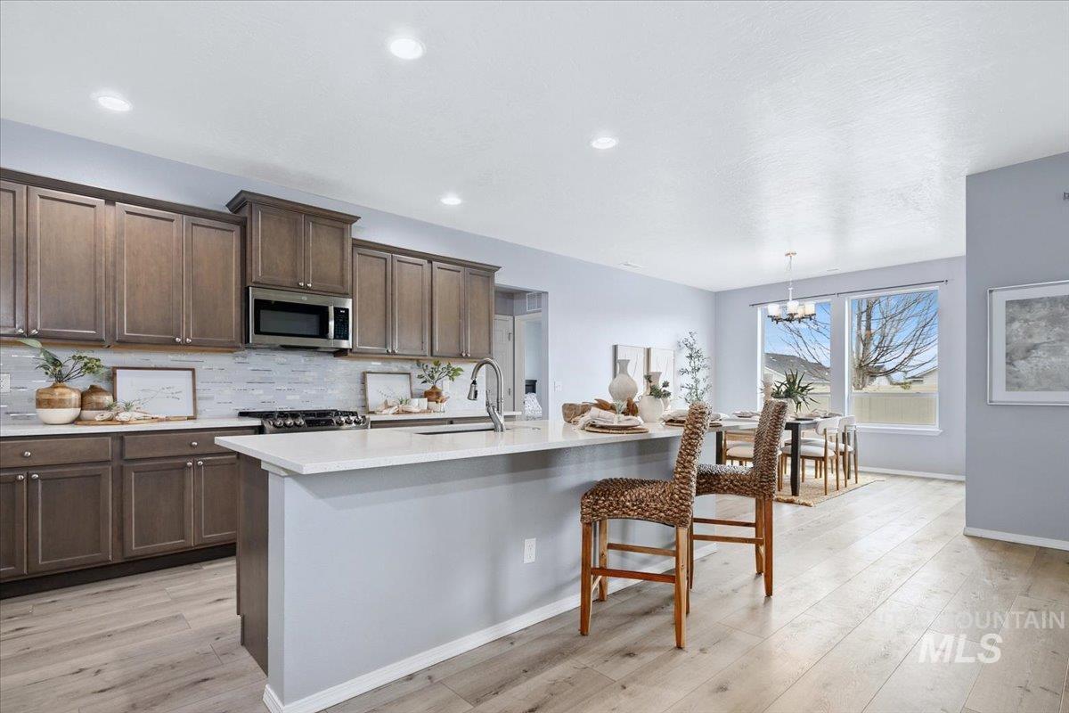 583 W Allspice St, Kuna, Idaho 83634, 4 Bedrooms, 2 Bathrooms, Residential For Sale, Price $529,999, 98981243