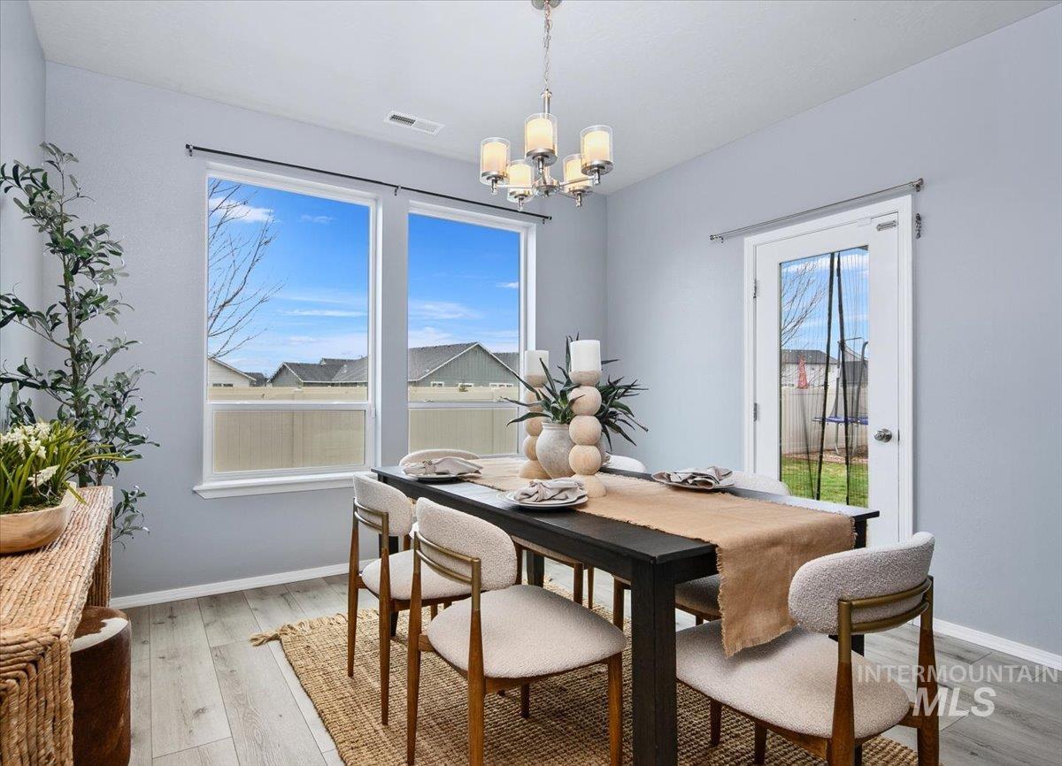 583 W Allspice St, Kuna, Idaho 83634, 4 Bedrooms, 2 Bathrooms, Residential For Sale, Price $529,999, 98981243