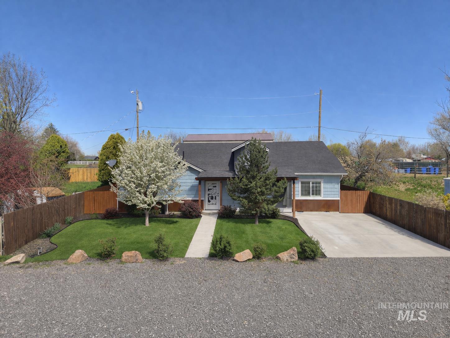 11 6th Street, Middleton, Idaho 83644, 3 Bedrooms, 2 Bathrooms, Residential For Sale, Price $339,900, 98981244