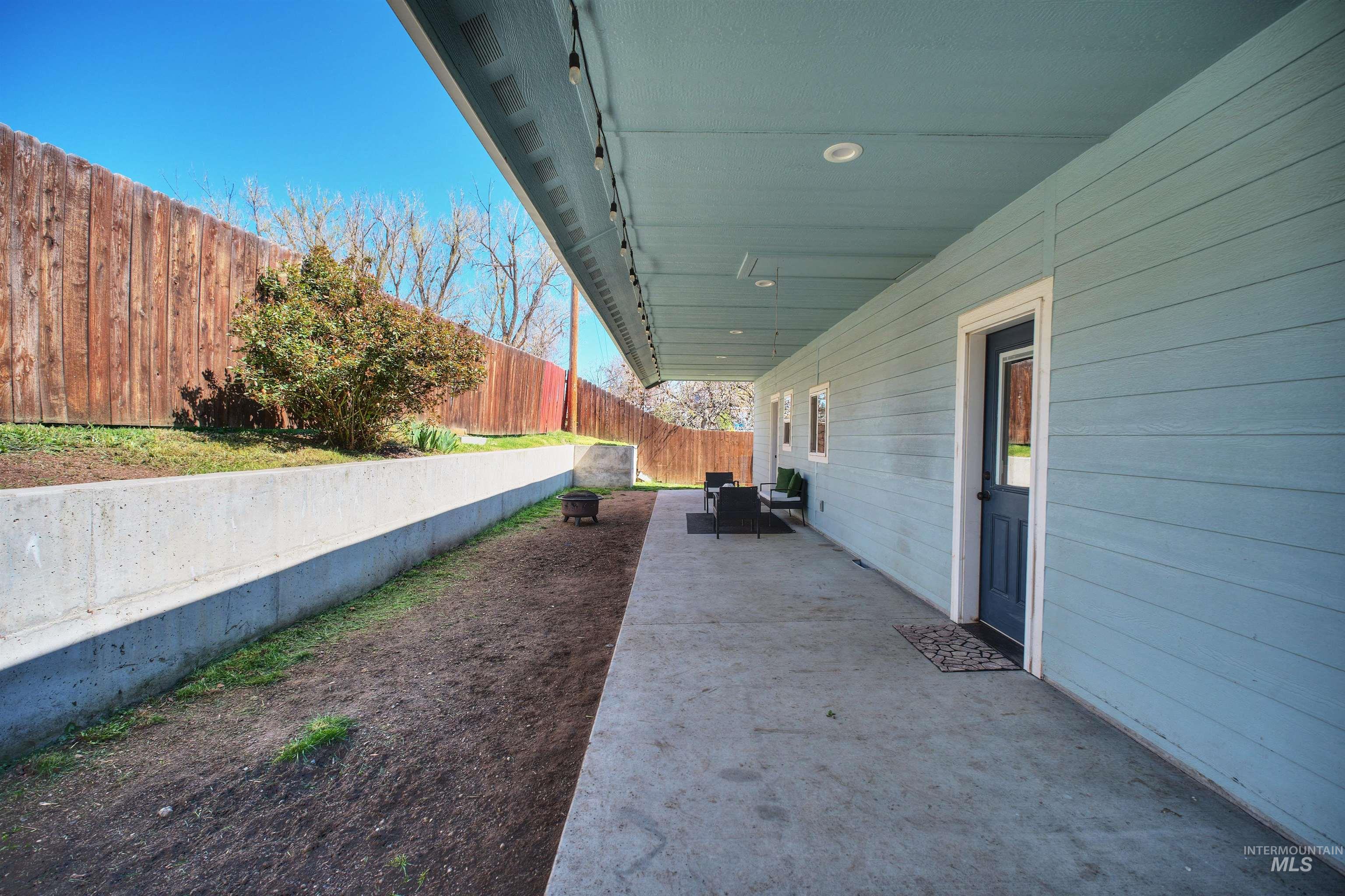 11 6th Street, Middleton, Idaho 83644, 3 Bedrooms, 2 Bathrooms, Residential For Sale, Price $339,900, 98981244