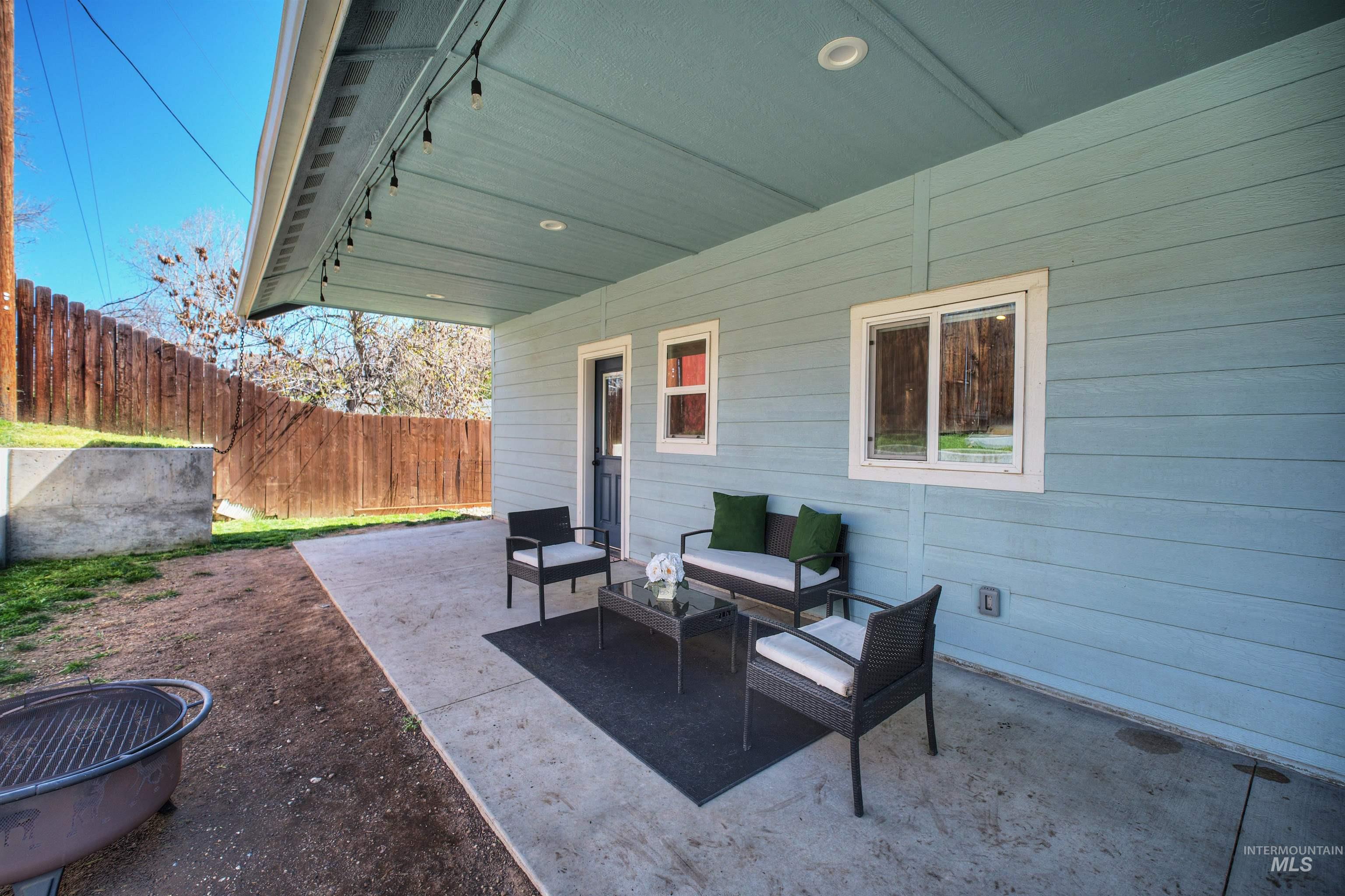 11 6th Street, Middleton, Idaho 83644, 3 Bedrooms, 2 Bathrooms, Residential For Sale, Price $339,900, 98981244