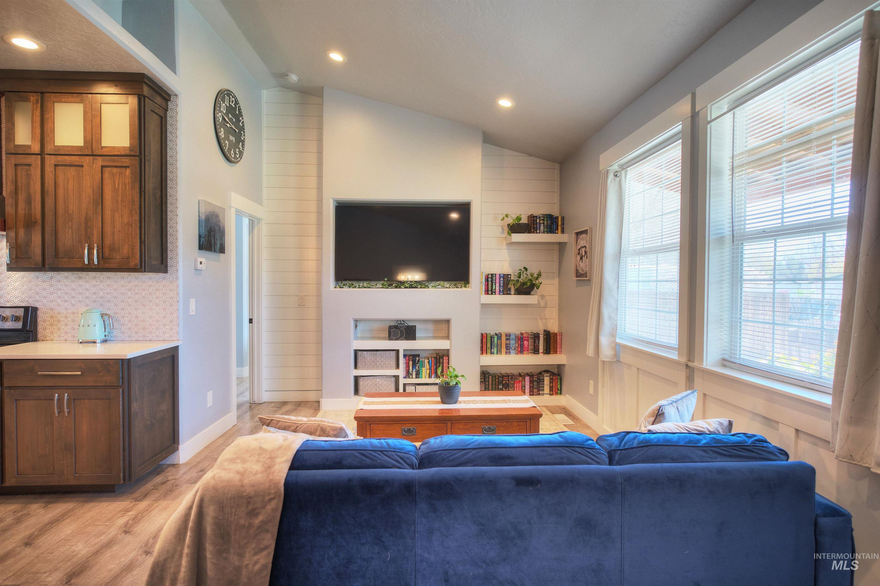 11 6th Street, Middleton, Idaho 83644, 3 Bedrooms, 2 Bathrooms, Residential For Sale, Price $339,900, 98981244