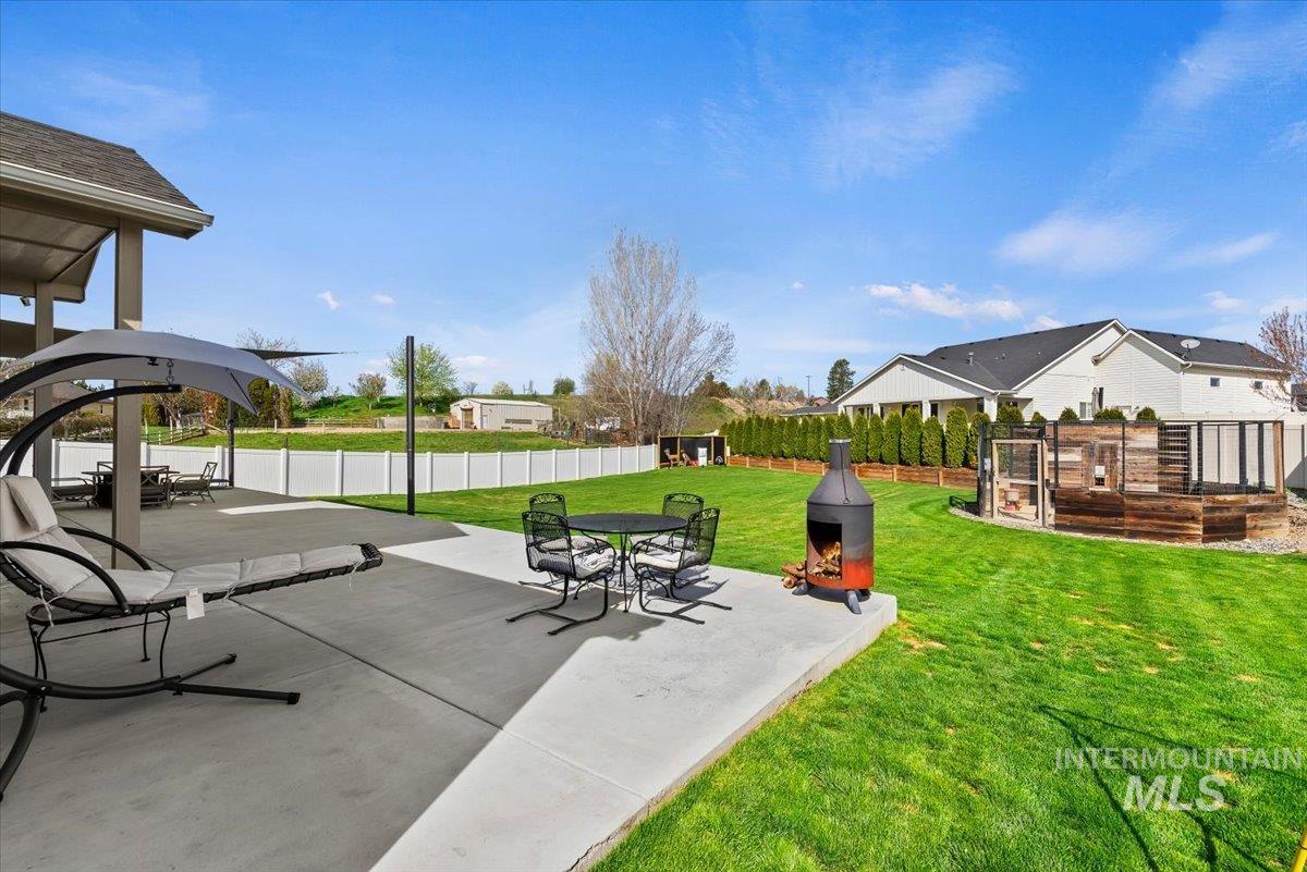 482 Fox Lantern Court, Middleton, Idaho 83644, 4 Bedrooms, 2.5 Bathrooms, Residential For Sale, Price $705,000, 98981252