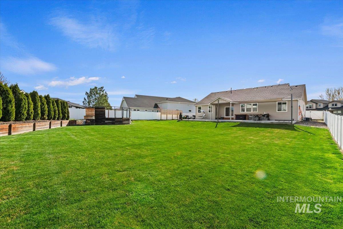 482 Fox Lantern Court, Middleton, Idaho 83644, 4 Bedrooms, 2.5 Bathrooms, Residential For Sale, Price $705,000, 98981252