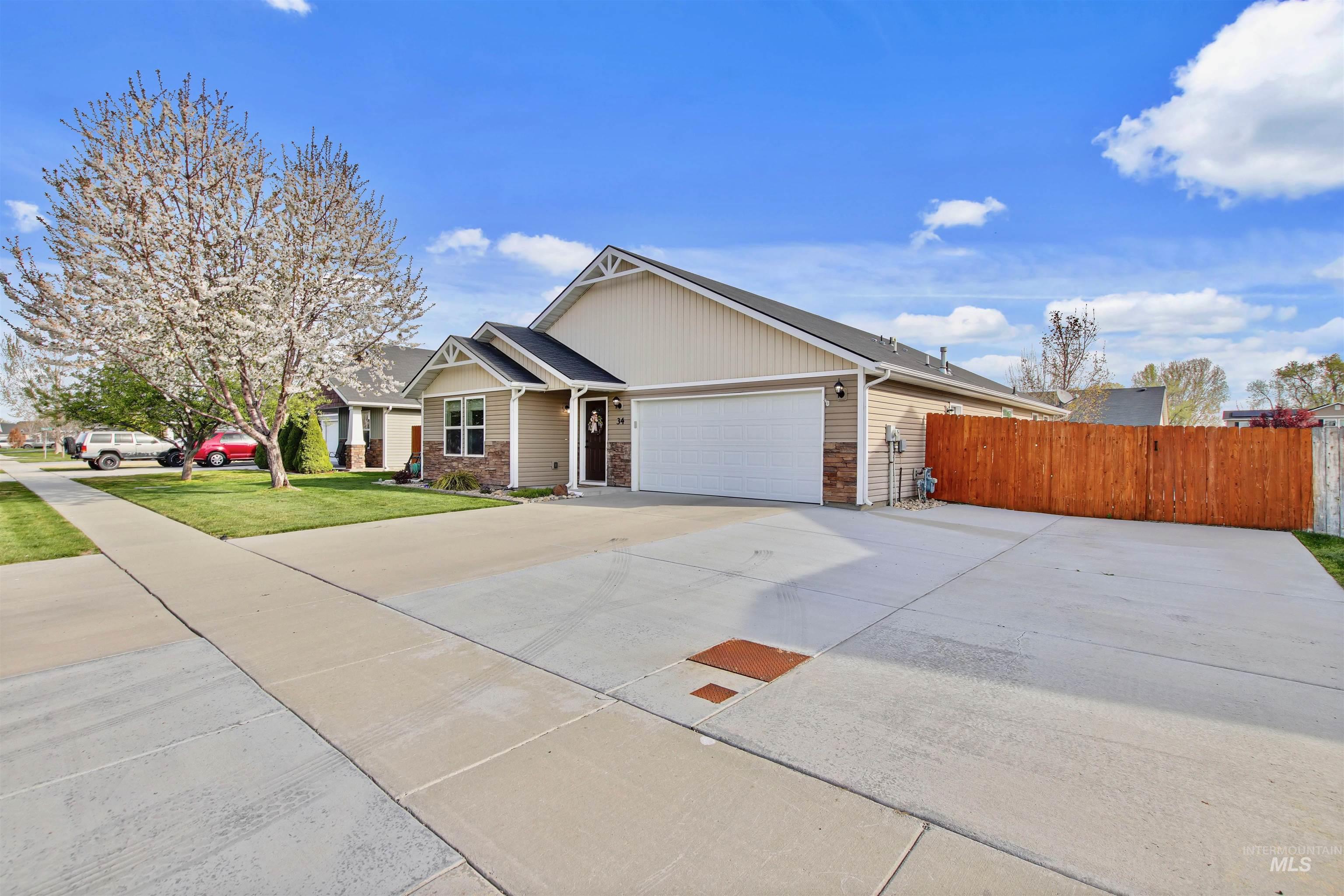 34 N Granite Falls Dr, Nampa, Idaho 83651, 3 Bedrooms, 2 Bathrooms, Residential For Sale, Price $409,990, 98981259