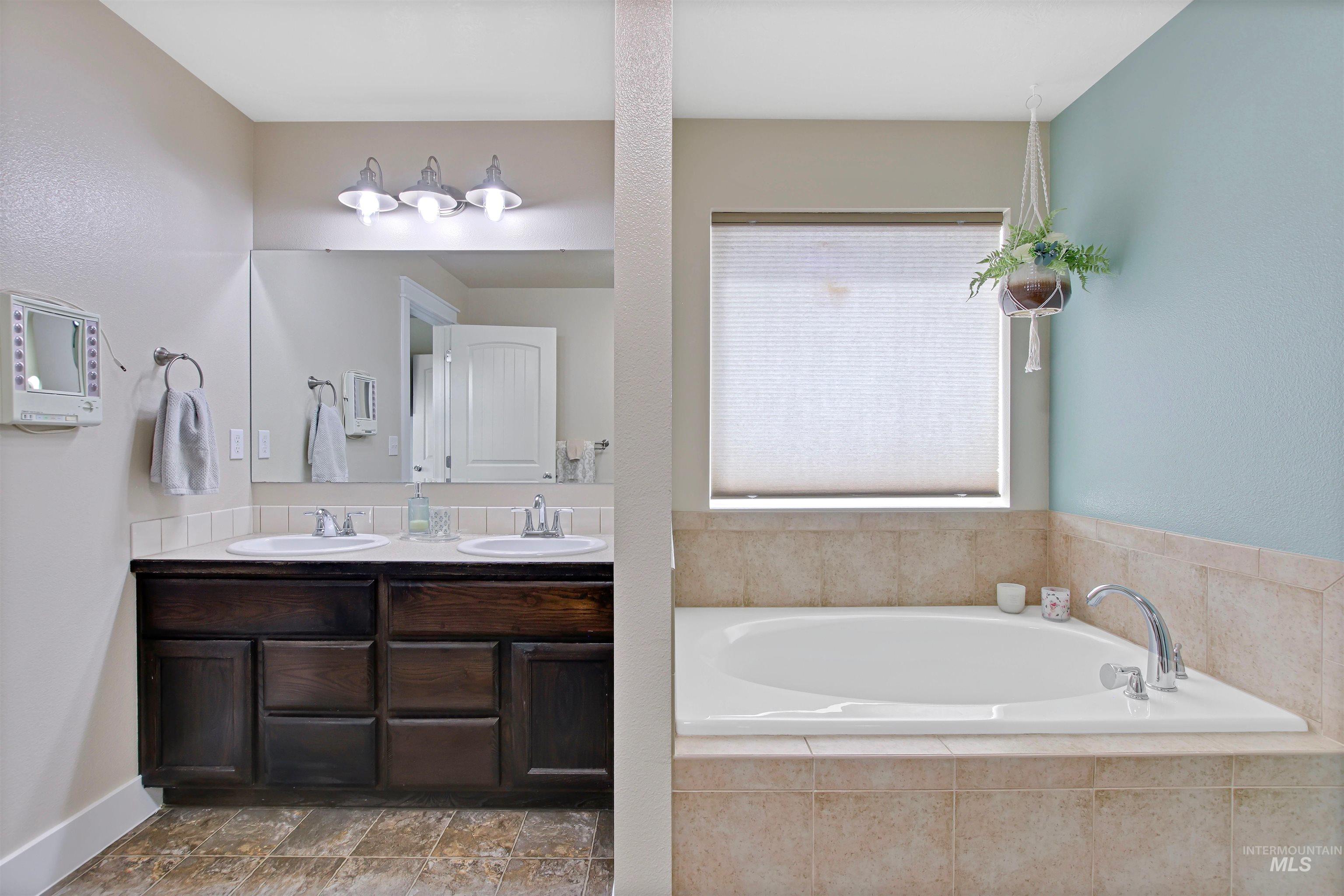 34 N Granite Falls Dr, Nampa, Idaho 83651, 3 Bedrooms, 2 Bathrooms, Residential For Sale, Price $409,990, 98981259