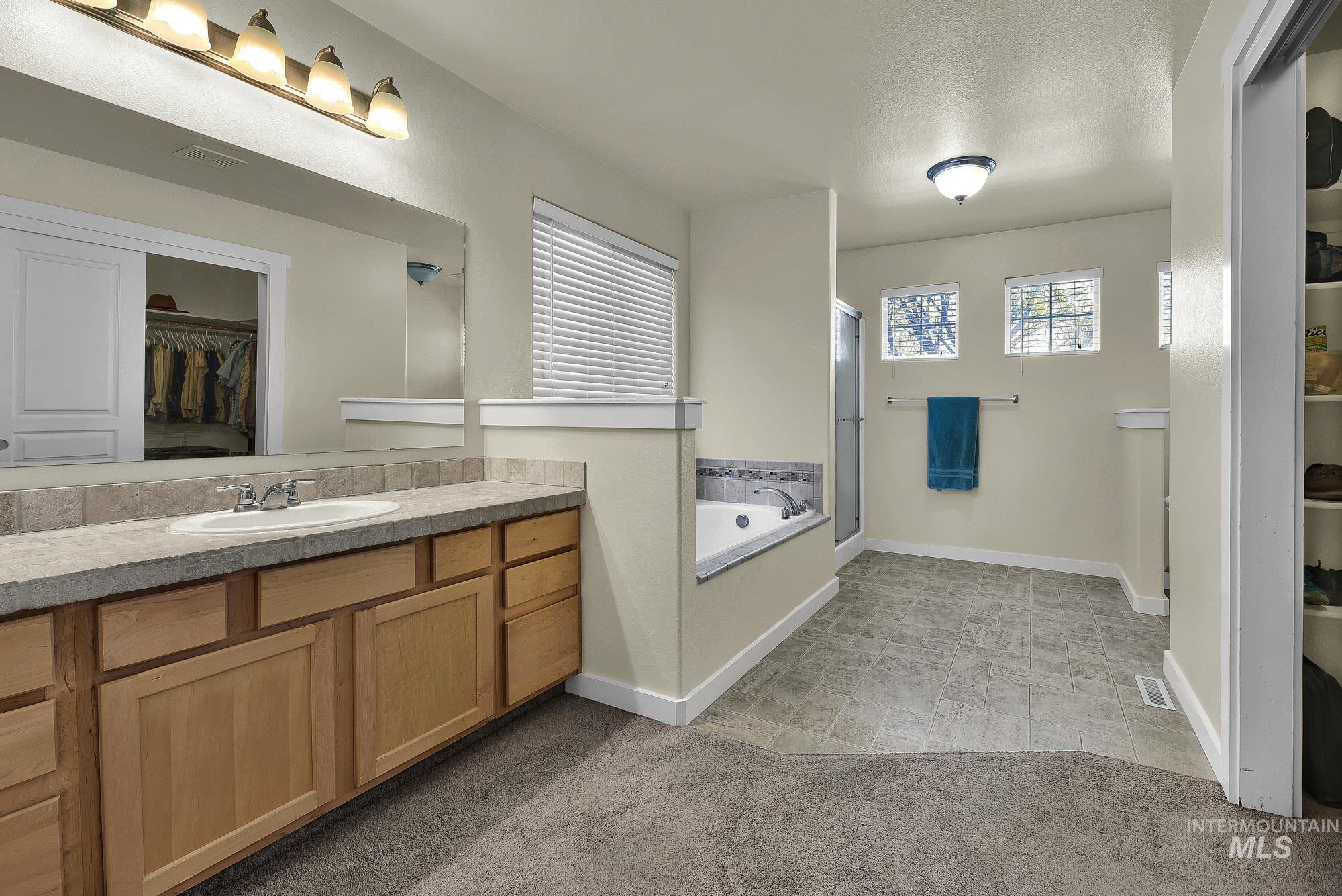 1428 E Palermo St, Meridian, Idaho 83642, 4 Bedrooms, 2.5 Bathrooms, Residential For Sale, Price $499,900, 98981260