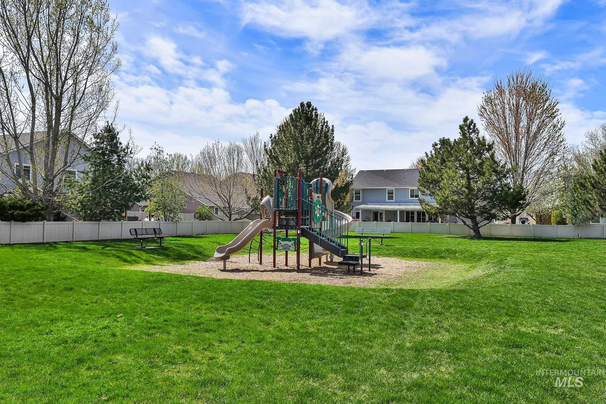 1428 E Palermo St, Meridian, Idaho 83642, 4 Bedrooms, 2.5 Bathrooms, Residential For Sale, Price $499,900, 98981260