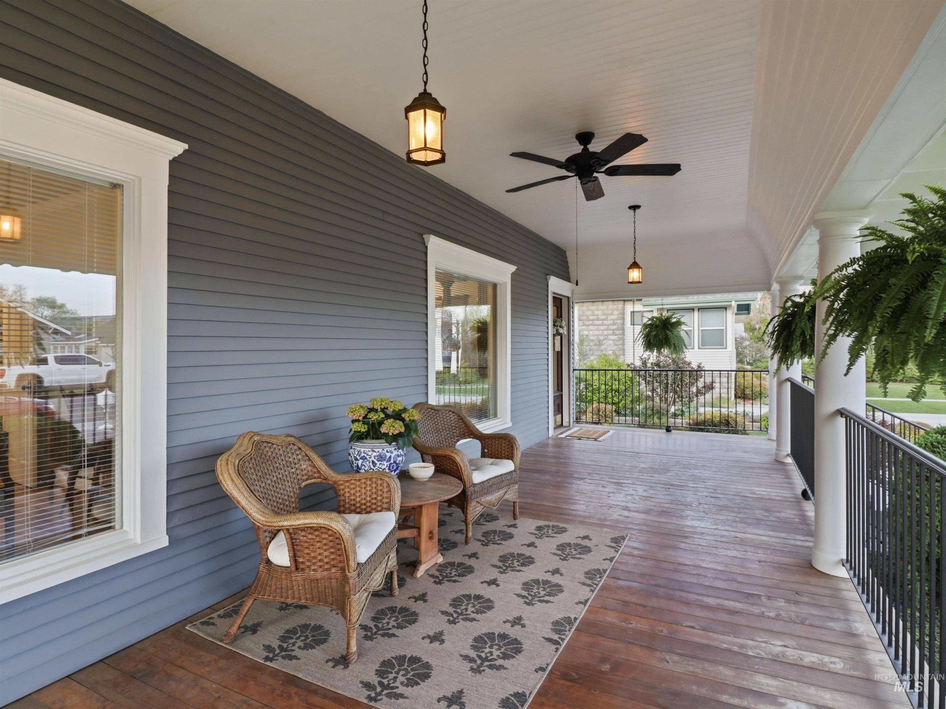 610 E 1st street, Emmett, Idaho 83617, 4 Bedrooms, 3 Bathrooms, Residential For Sale, Price $675,000, 98981261