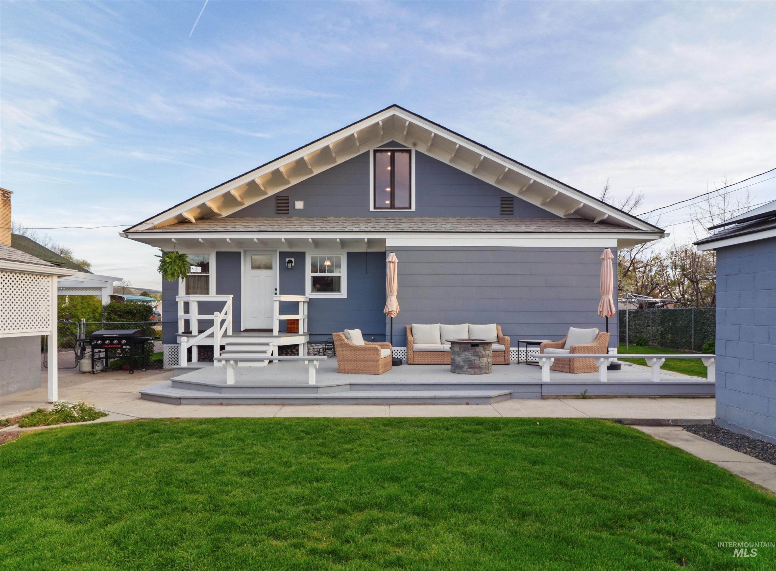 610 E 1st street, Emmett, Idaho 83617, 4 Bedrooms, 3 Bathrooms, Residential For Sale, Price $675,000, 98981261