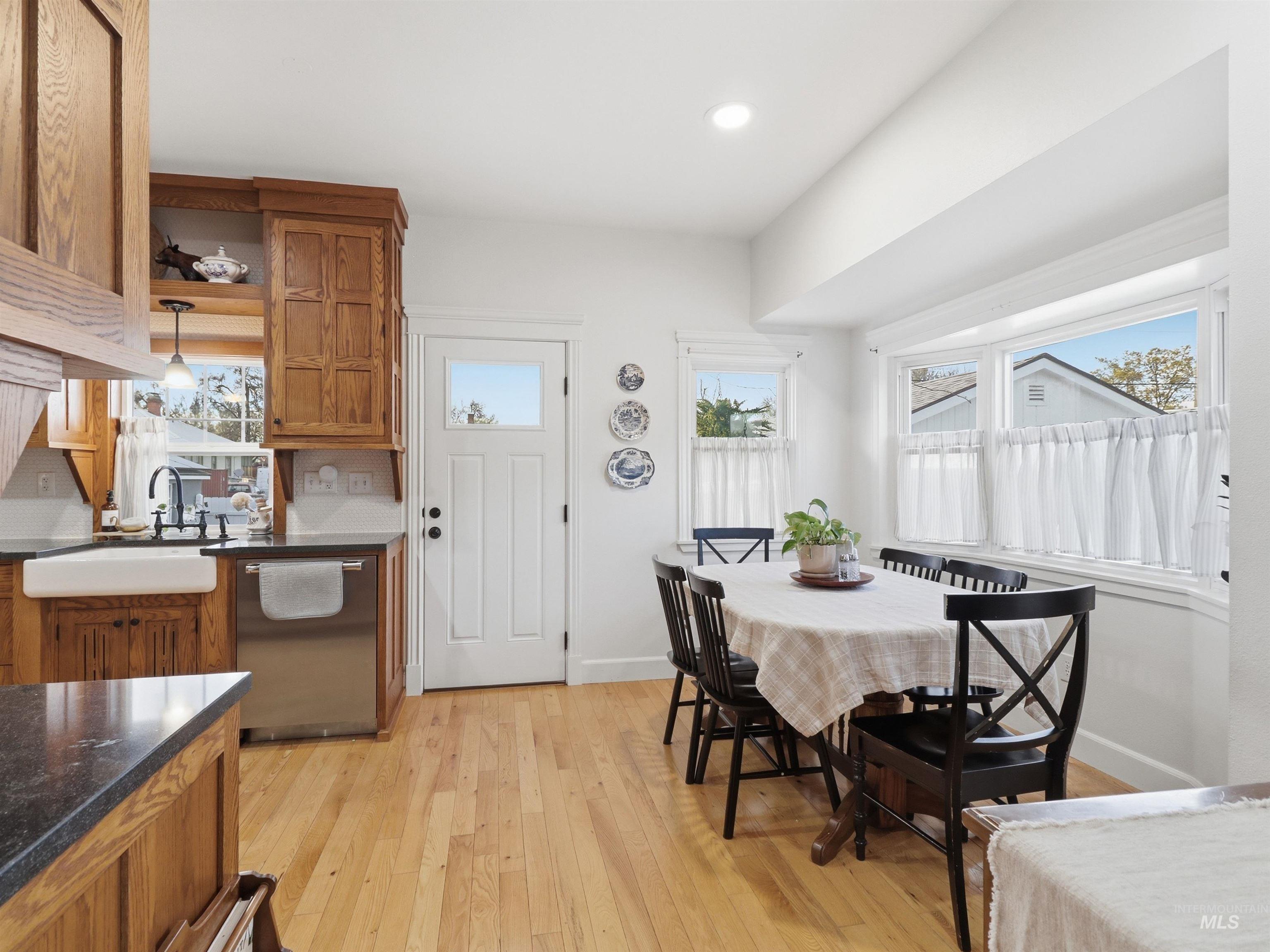 610 E 1st street, Emmett, Idaho 83617, 4 Bedrooms, 3 Bathrooms, Residential For Sale, Price $675,000, 98981261