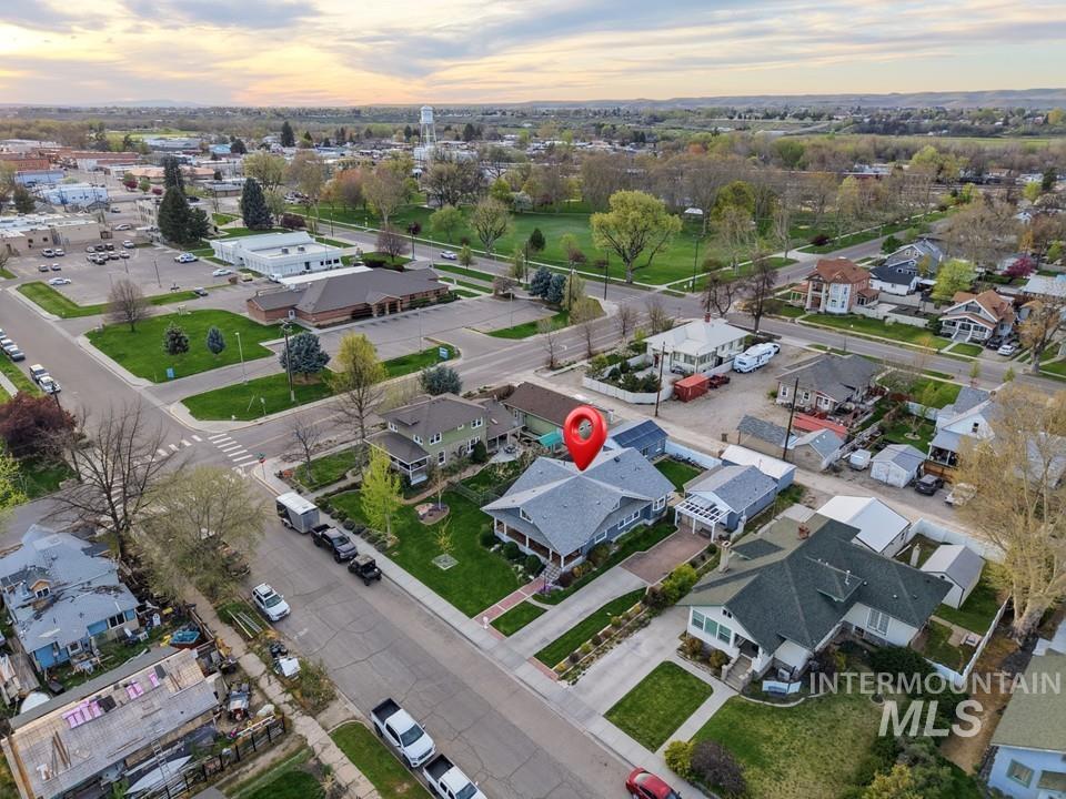 610 E 1st street, Emmett, Idaho 83617, 4 Bedrooms, 3 Bathrooms, Residential For Sale, Price $675,000, 98981261