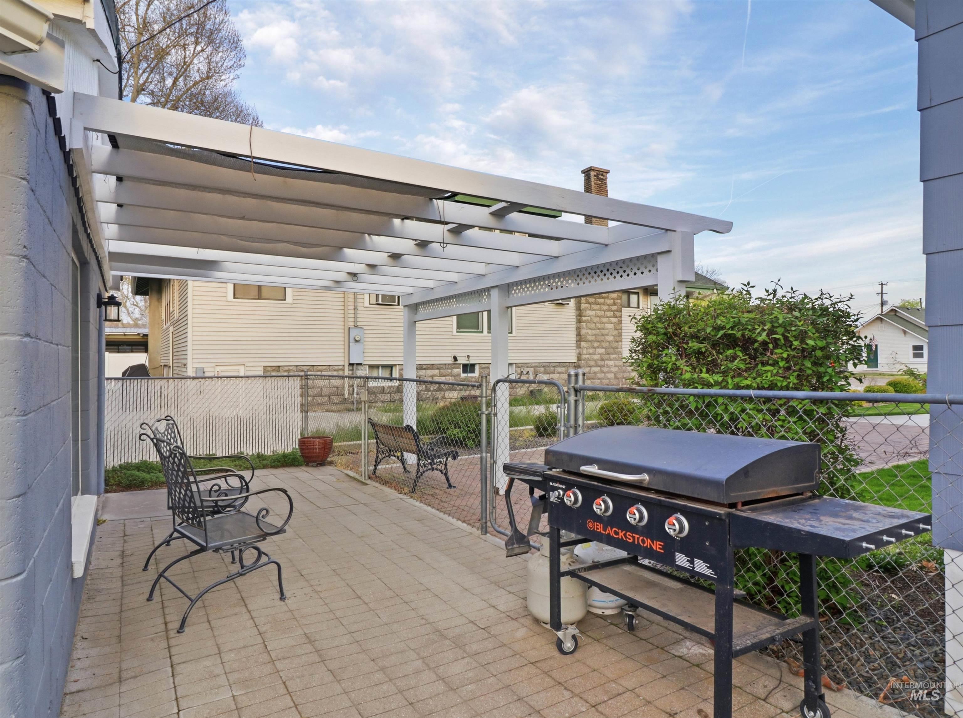 610 E 1st street, Emmett, Idaho 83617, 4 Bedrooms, 3 Bathrooms, Residential For Sale, Price $675,000, 98981261