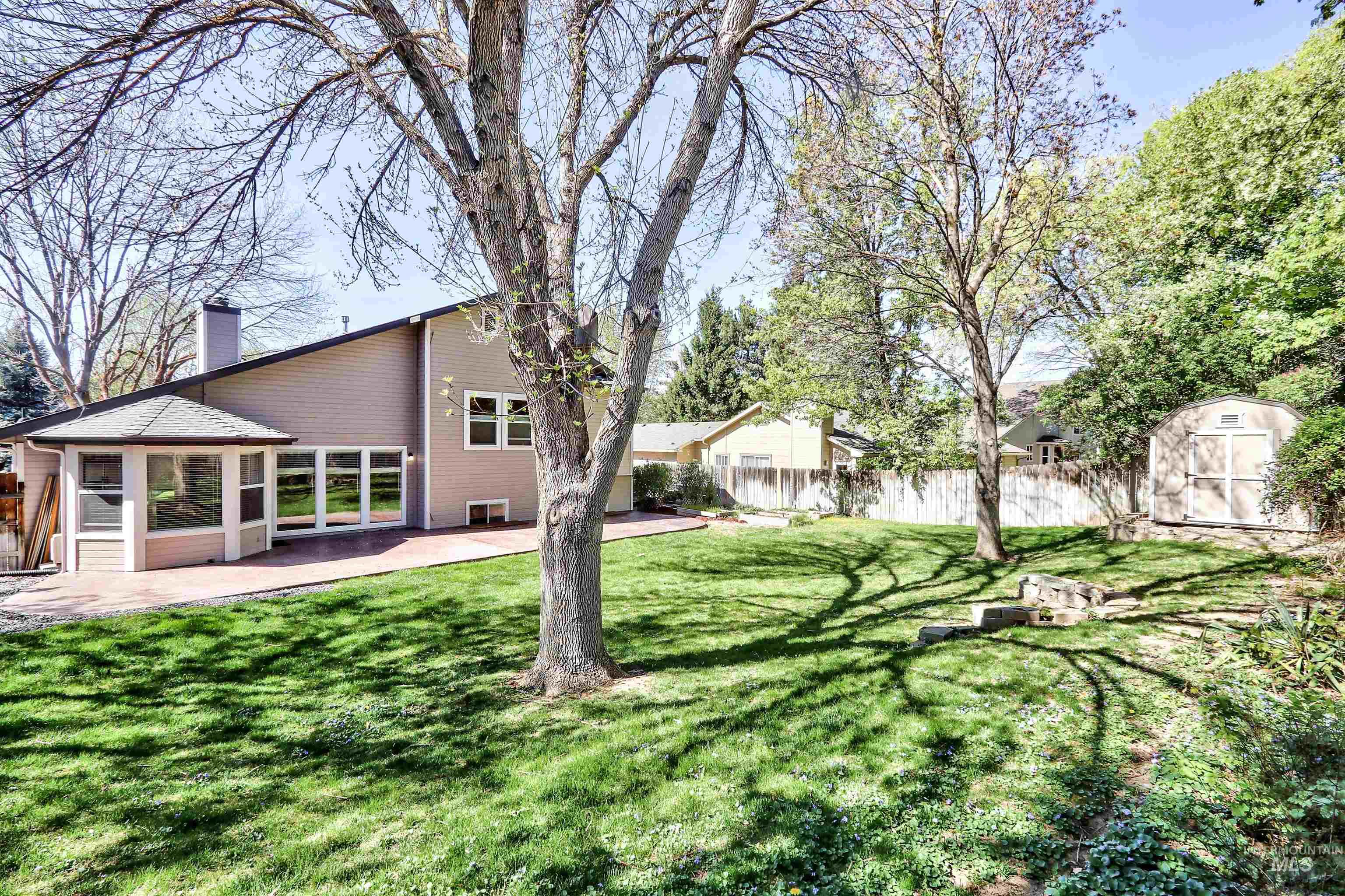 678 Stierman, Eagle, Idaho 83616-0000, 4 Bedrooms, 2.5 Bathrooms, Residential For Sale, Price $645,900, 98981269