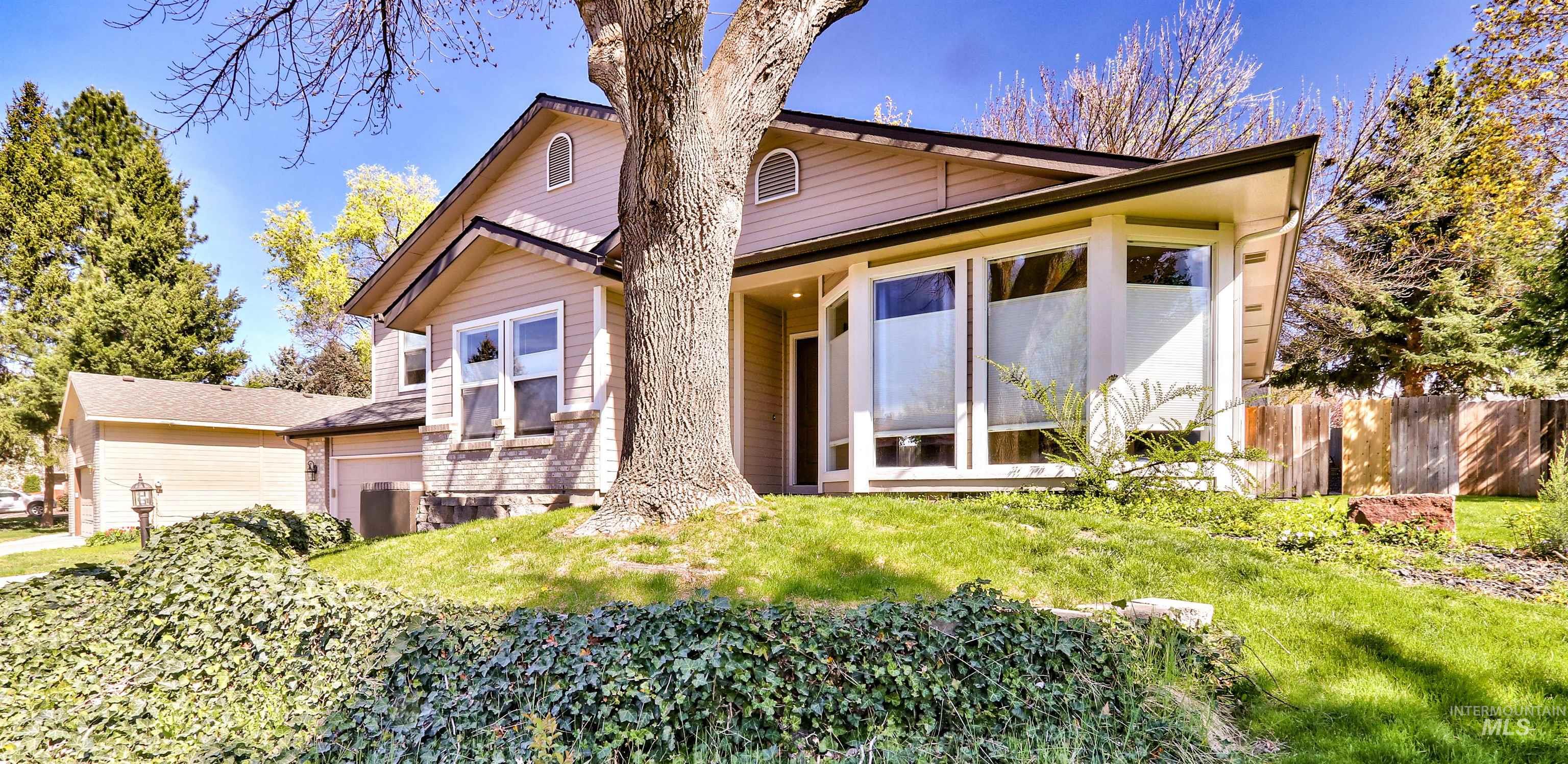 678 Stierman, Eagle, Idaho 83616-0000, 4 Bedrooms, 2.5 Bathrooms, Residential For Sale, Price $645,900, 98981269