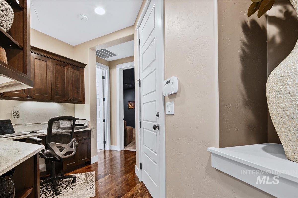 3654 E Brentor Court, Meridian, Idaho 83642-8303, 4 Bedrooms, 3 Bathrooms, Residential For Sale, Price $925,000, 98981270