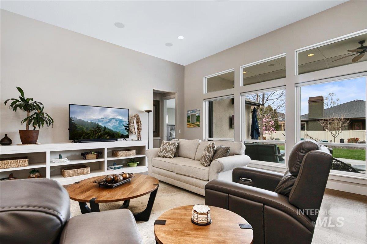 3654 E Brentor Court, Meridian, Idaho 83642-8303, 4 Bedrooms, 3 Bathrooms, Residential For Sale, Price $925,000, 98981270