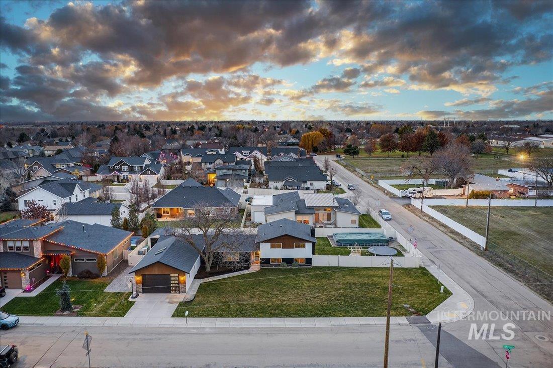 4393 N Edelweiss St., Boise, Idaho 83713, 4 Bedrooms, 3 Bathrooms, Residential For Sale, Price $699,900, 98981271