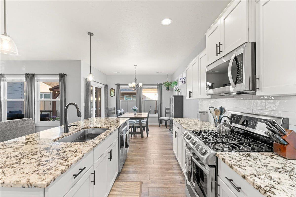 18320 N Wild Goose Ave, Nampa, Idaho 83687, 3 Bedrooms, 2 Bathrooms, Residential For Sale, Price $550,000, 98981272