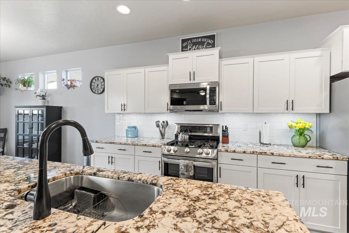 18320 N Wild Goose Ave, Nampa, Idaho 83687, 3 Bedrooms, 2 Bathrooms, Residential For Sale, Price $550,000, 98981272