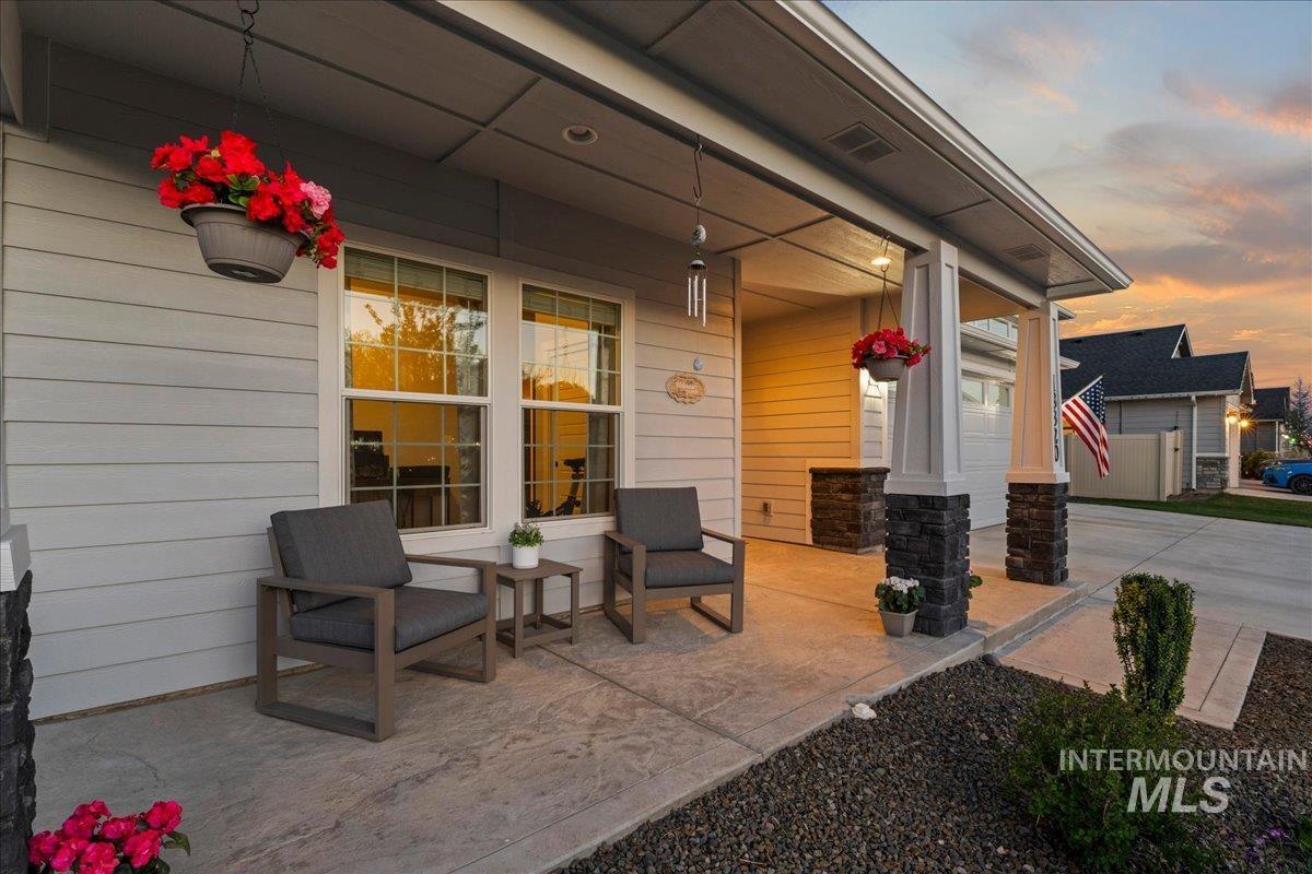 18320 N Wild Goose Ave, Nampa, Idaho 83687, 3 Bedrooms, 2 Bathrooms, Residential For Sale, Price $550,000, 98981272