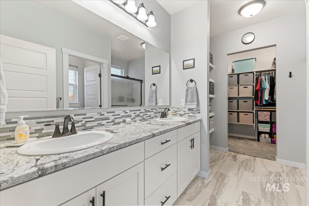 18320 N Wild Goose Ave, Nampa, Idaho 83687, 3 Bedrooms, 2 Bathrooms, Residential For Sale, Price $550,000, 98981272