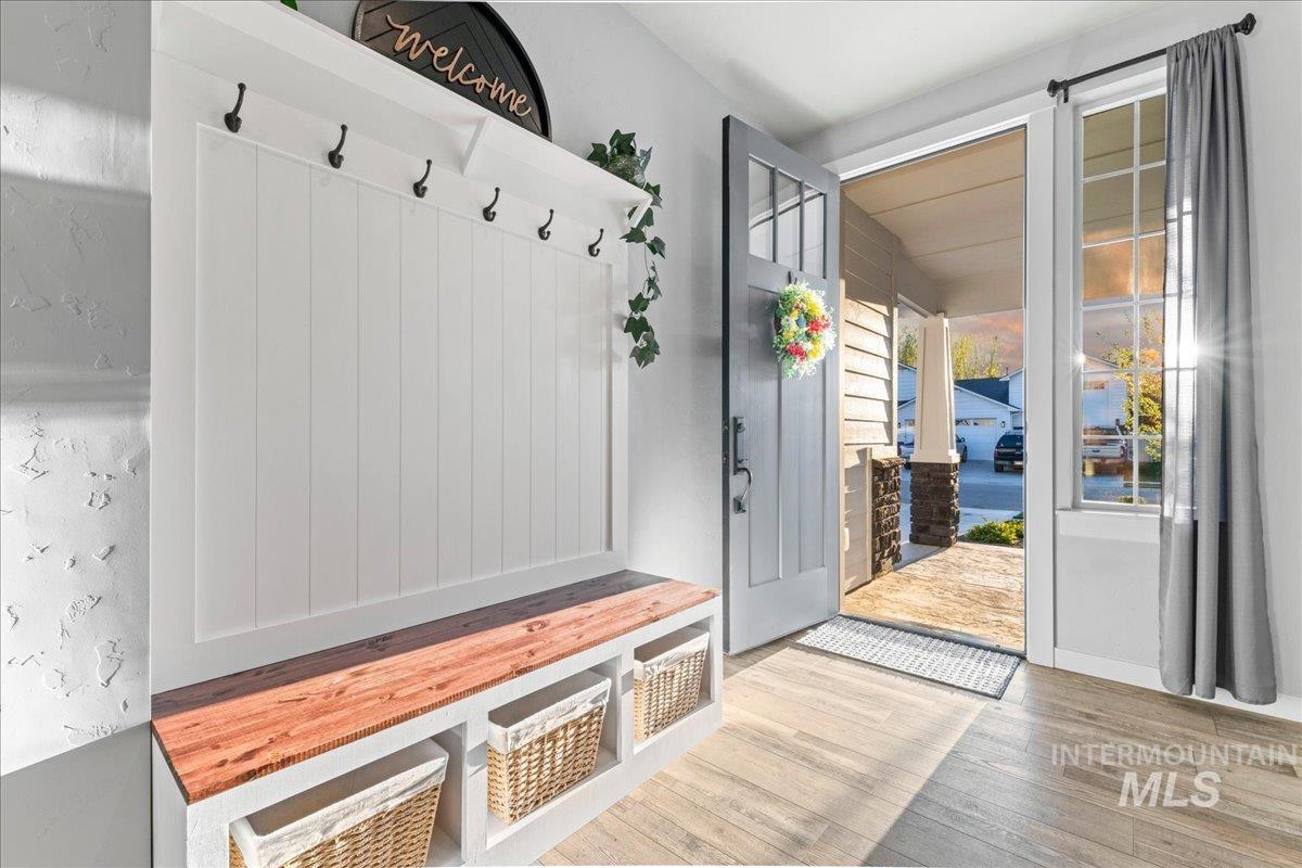 18320 N Wild Goose Ave, Nampa, Idaho 83687, 3 Bedrooms, 2 Bathrooms, Residential For Sale, Price $550,000, 98981272