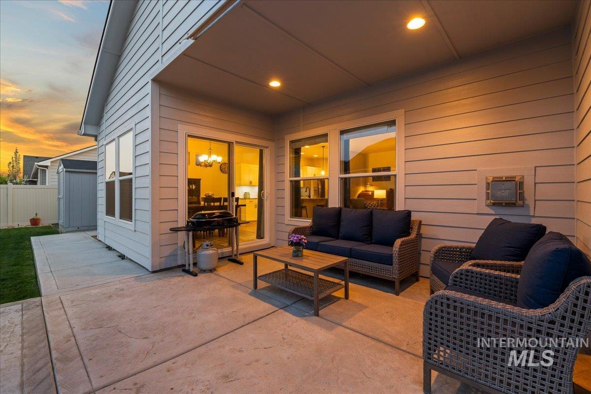 18320 N Wild Goose Ave, Nampa, Idaho 83687, 3 Bedrooms, 2 Bathrooms, Residential For Sale, Price $550,000, 98981272