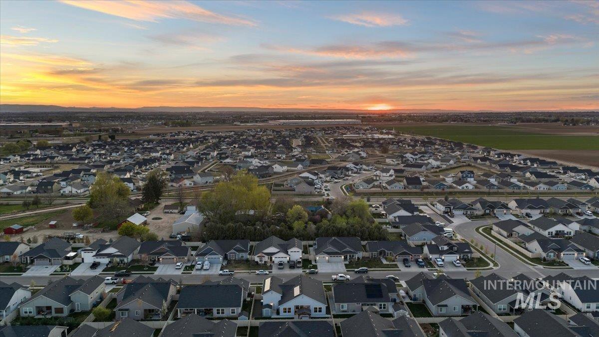 18320 N Wild Goose Ave, Nampa, Idaho 83687, 3 Bedrooms, 2 Bathrooms, Residential For Sale, Price $550,000, 98981272