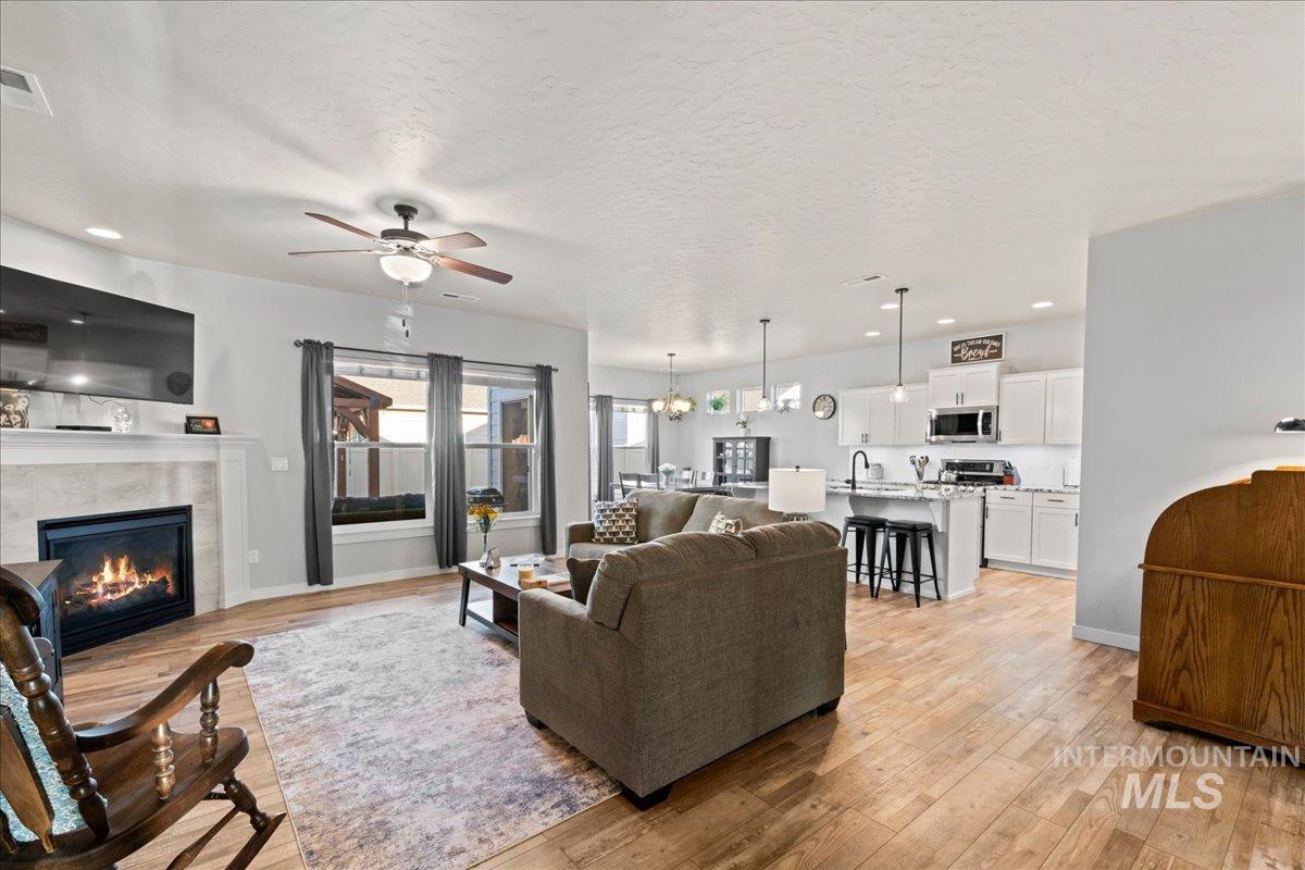 18320 N Wild Goose Ave, Nampa, Idaho 83687, 3 Bedrooms, 2 Bathrooms, Residential For Sale, Price $550,000, 98981272