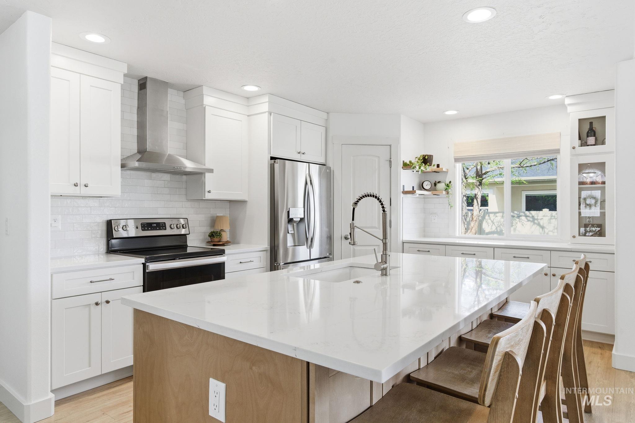 1032 W White Sands, Meridian, Idaho 83646, 3 Bedrooms, 2 Bathrooms, Residential For Sale, Price $499,900, 98981274