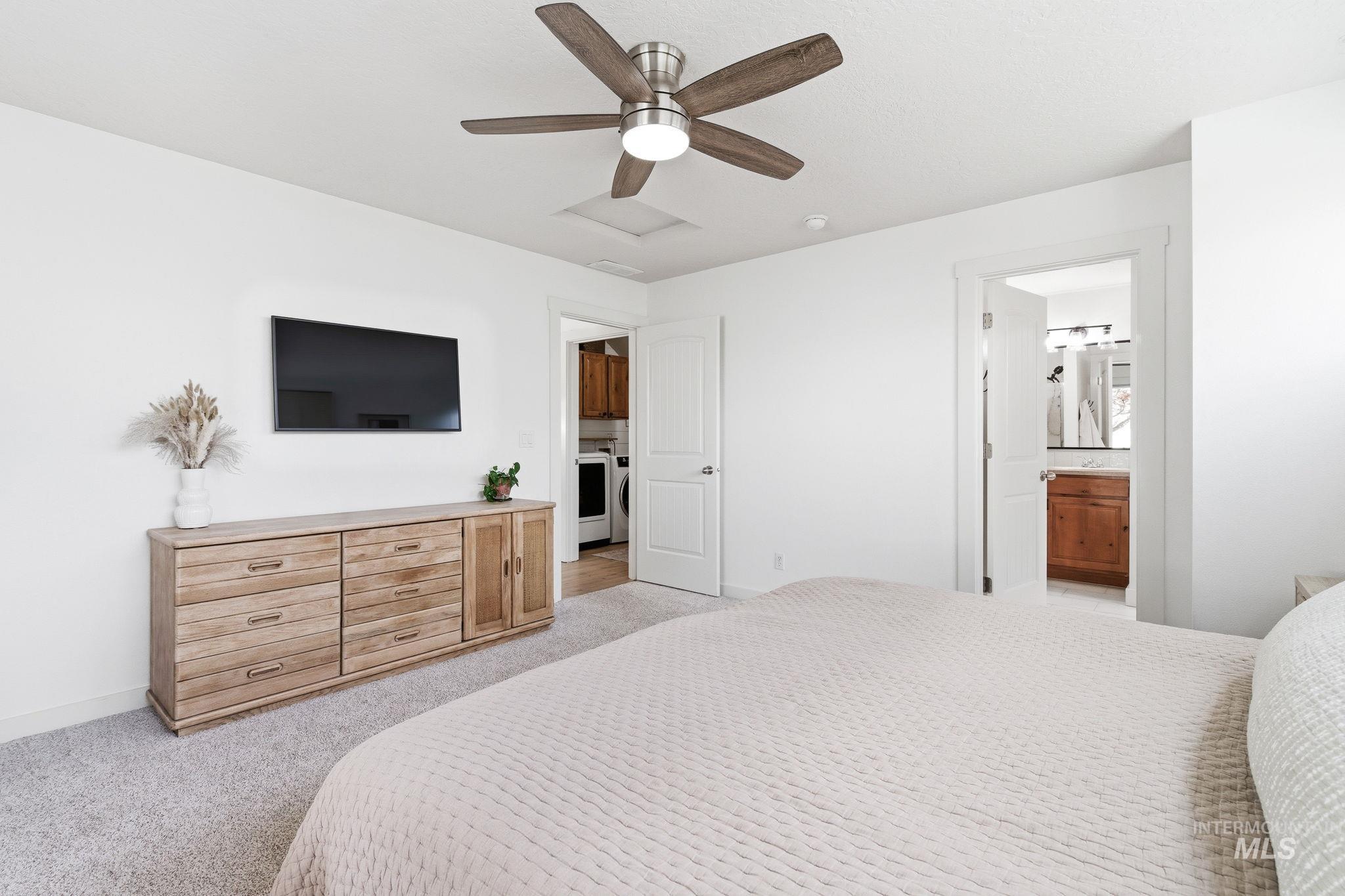 1032 W White Sands, Meridian, Idaho 83646, 3 Bedrooms, 2 Bathrooms, Residential For Sale, Price $499,900, 98981274