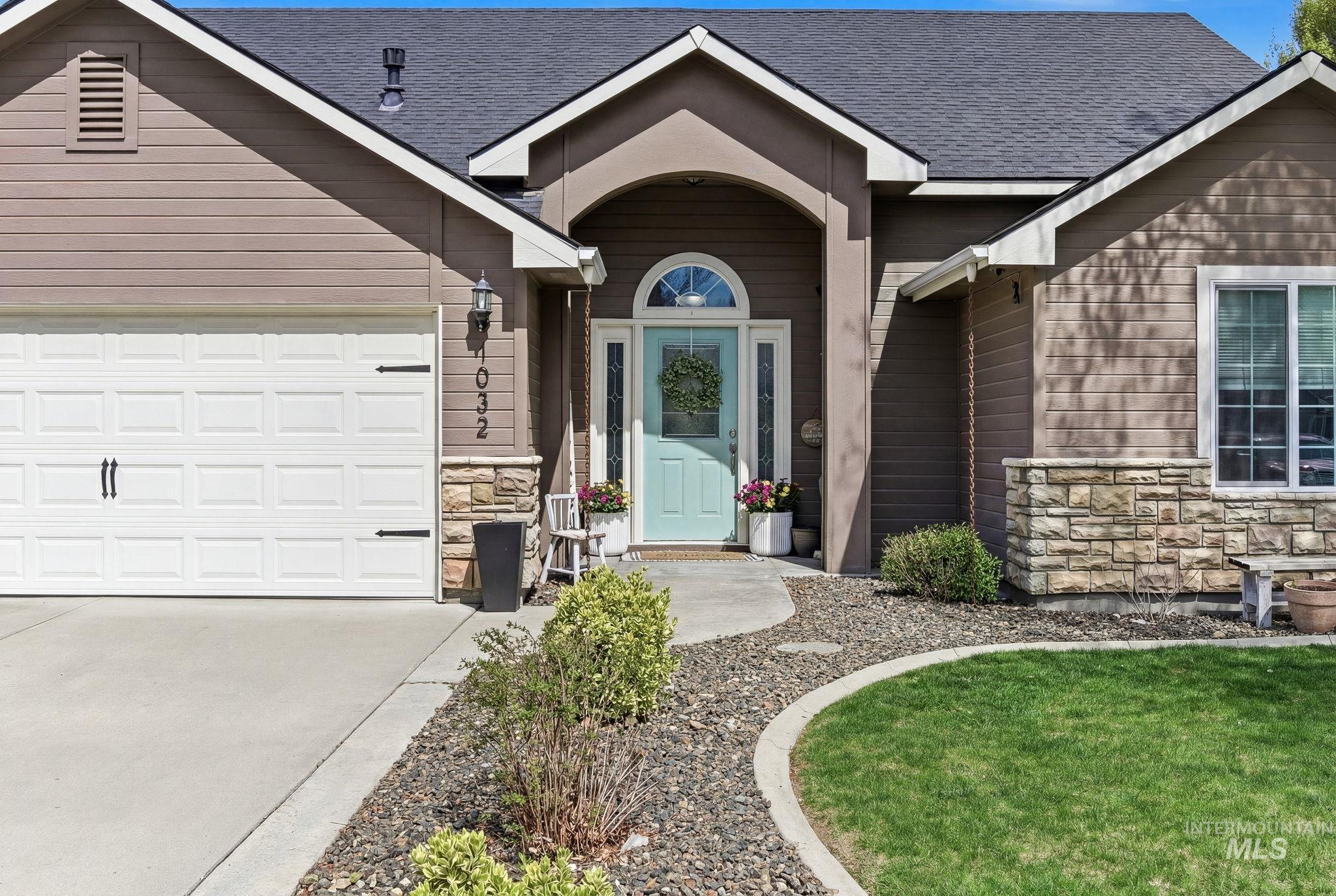 1032 W White Sands, Meridian, Idaho 83646, 3 Bedrooms, 2 Bathrooms, Residential For Sale, Price $499,900, 98981274