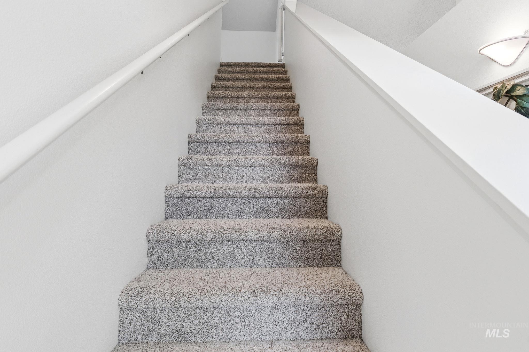 1032 W White Sands, Meridian, Idaho 83646, 3 Bedrooms, 2 Bathrooms, Residential For Sale, Price $499,900, 98981274