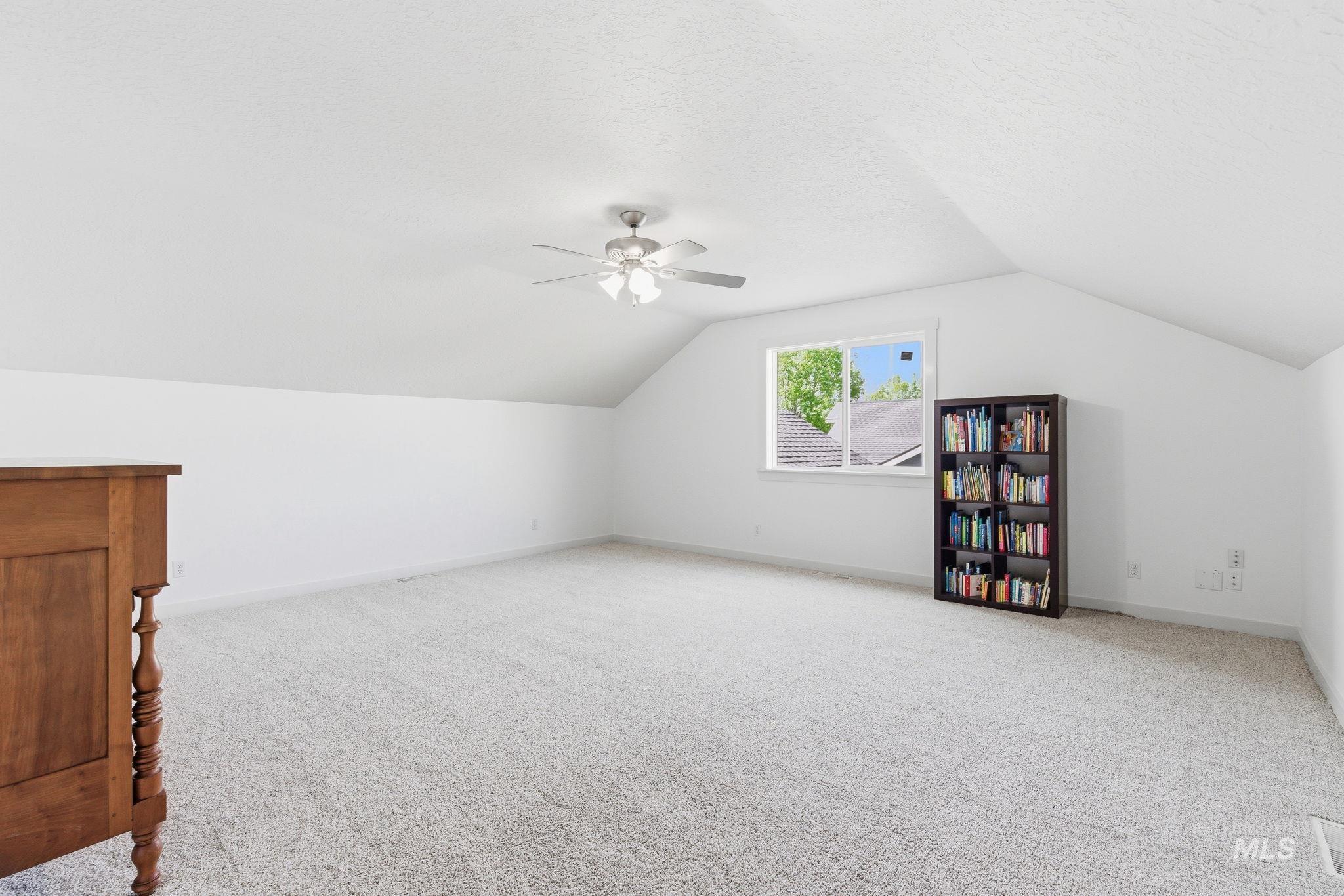 1032 W White Sands, Meridian, Idaho 83646, 3 Bedrooms, 2 Bathrooms, Residential For Sale, Price $499,900, 98981274