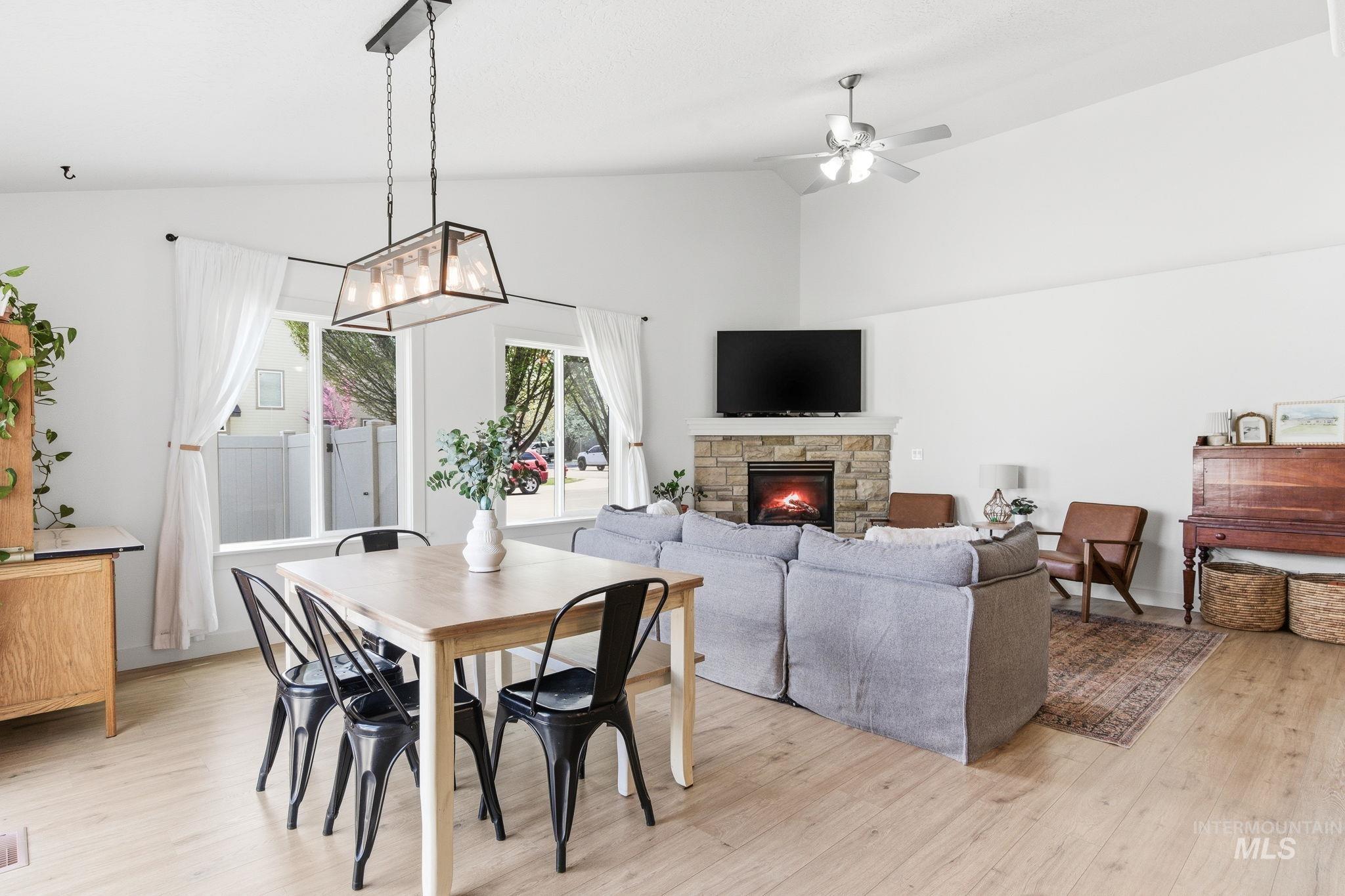 1032 W White Sands, Meridian, Idaho 83646, 3 Bedrooms, 2 Bathrooms, Residential For Sale, Price $499,900, 98981274