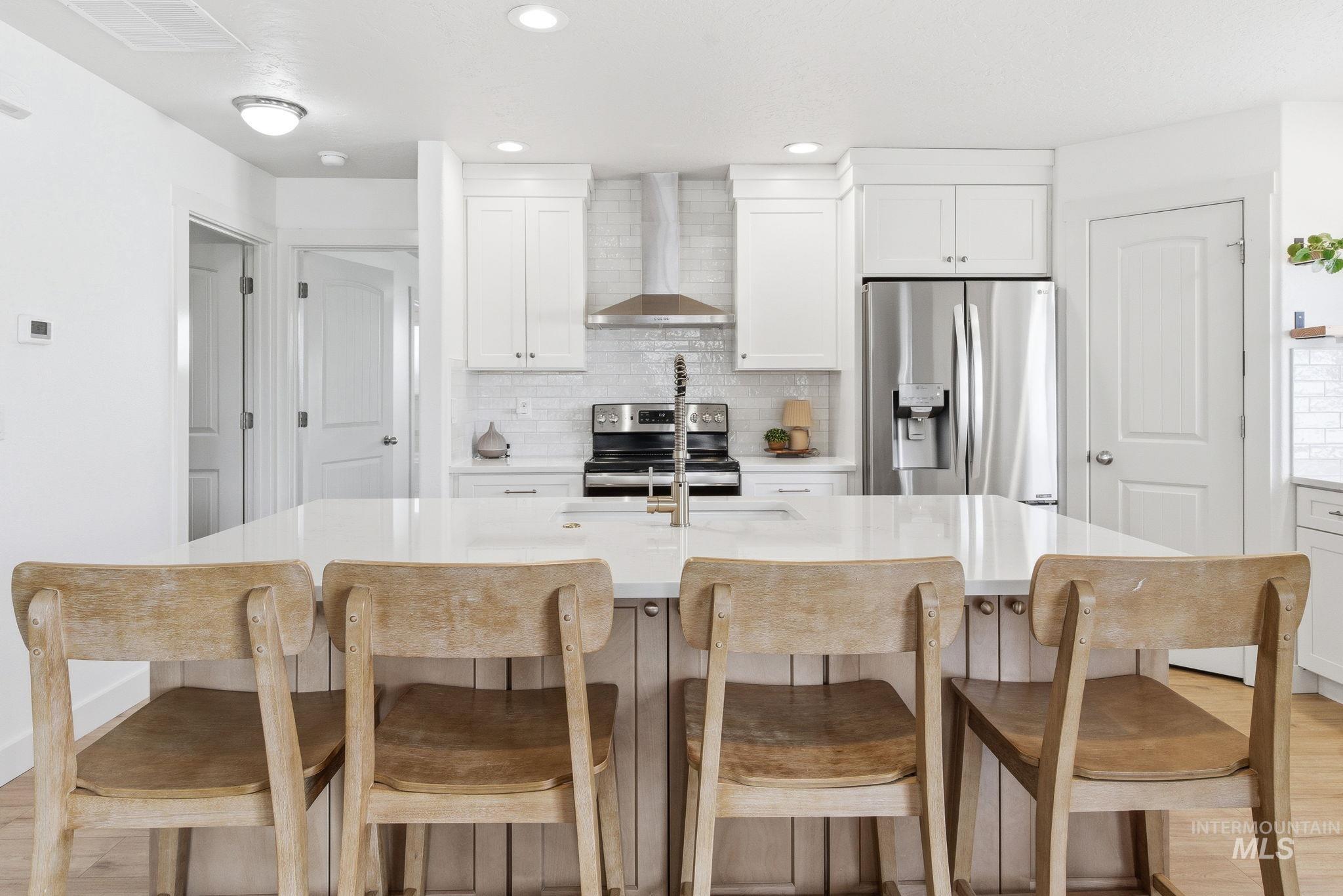 1032 W White Sands, Meridian, Idaho 83646, 3 Bedrooms, 2 Bathrooms, Residential For Sale, Price $499,900, 98981274