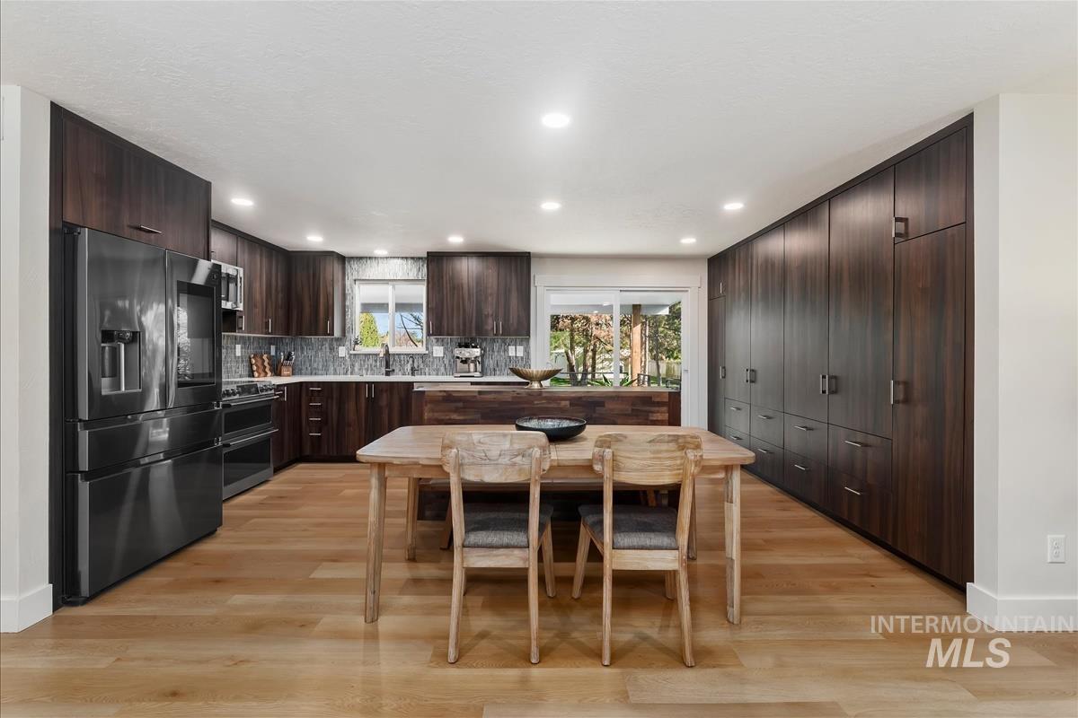 10080 W La Hontan Dr, Boise, Idaho 83709, 5 Bedrooms, 2 Bathrooms, Residential For Sale, Price $844,900, 98981276