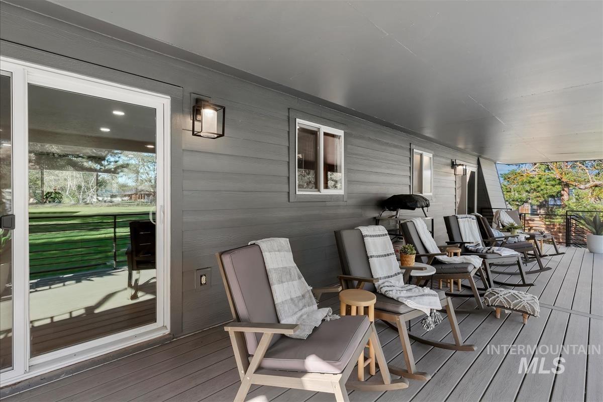 10080 W La Hontan Dr, Boise, Idaho 83709, 5 Bedrooms, 2 Bathrooms, Residential For Sale, Price $844,900, 98981276