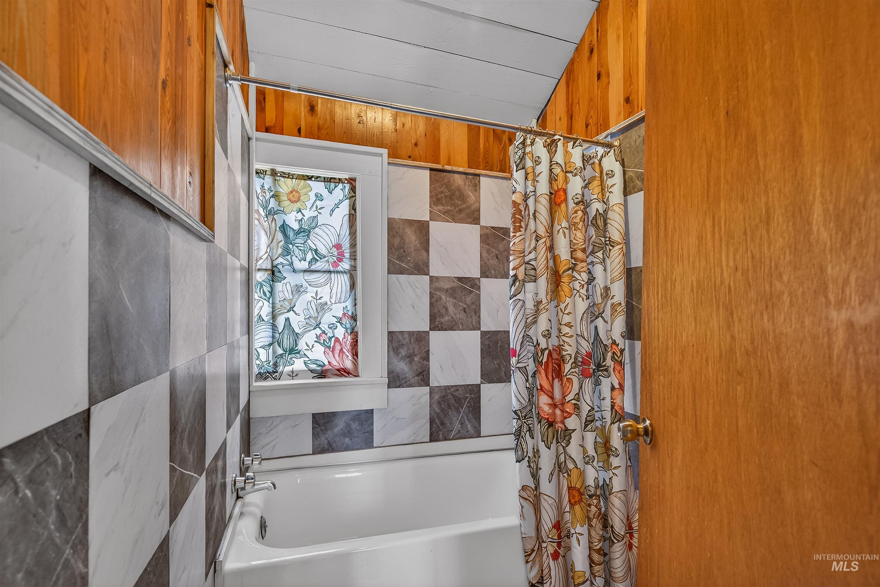 2070 Woodland Rd, Kamiah, Idaho 83536, 1.5 Bathrooms, Residential For Sale, Price $229,000, 98981277