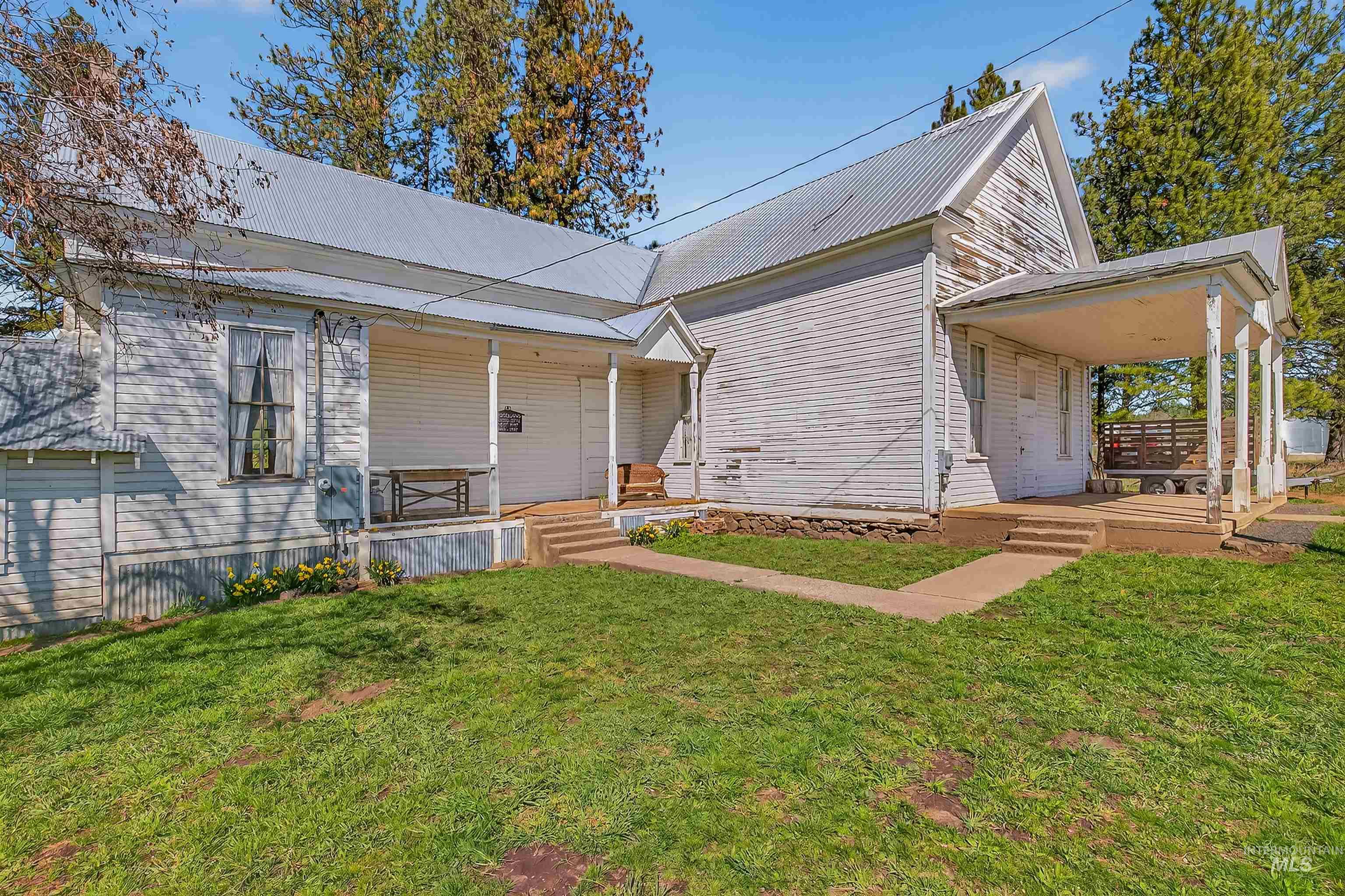 2070 Woodland Rd, Kamiah, Idaho 83536, 1.5 Bathrooms, Residential For Sale, Price $229,000, 98981277