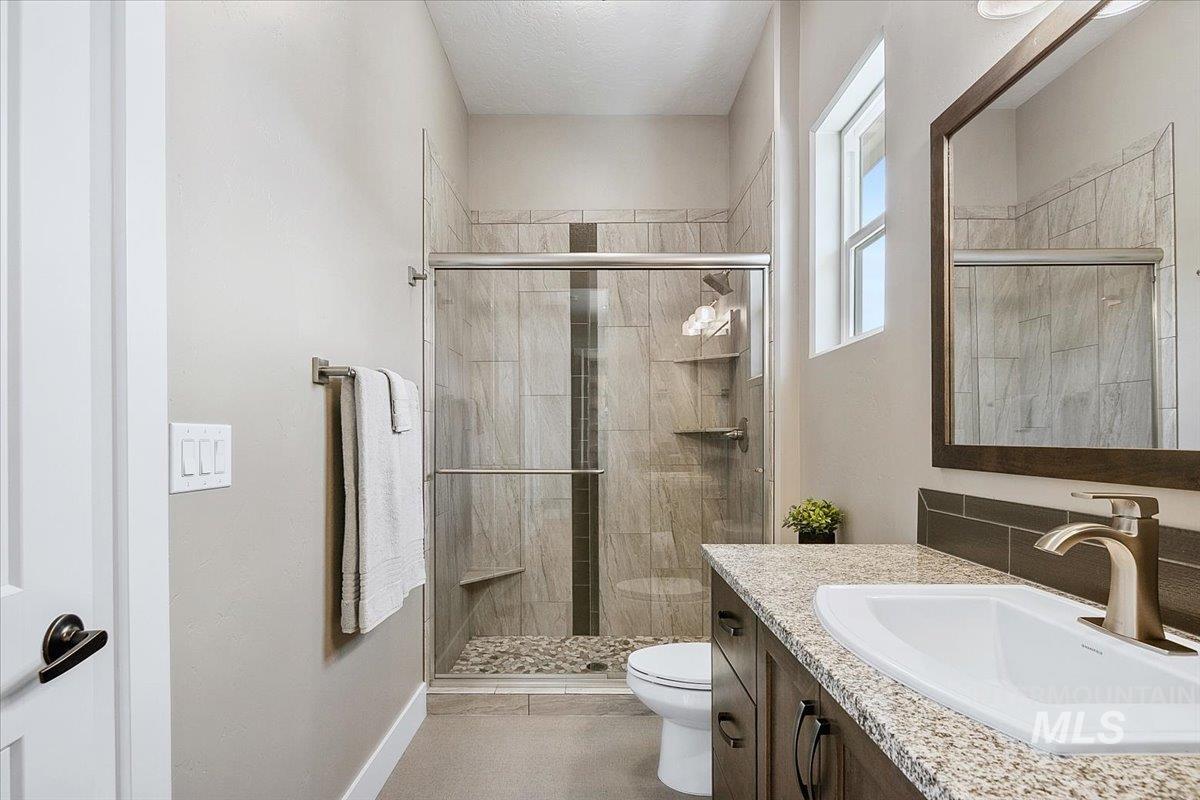 2578 E Shady Glade Drive, Meridian, Idaho 83642, 4 Bedrooms, 4 Bathrooms, Residential For Sale, Price $969,000, 98981278